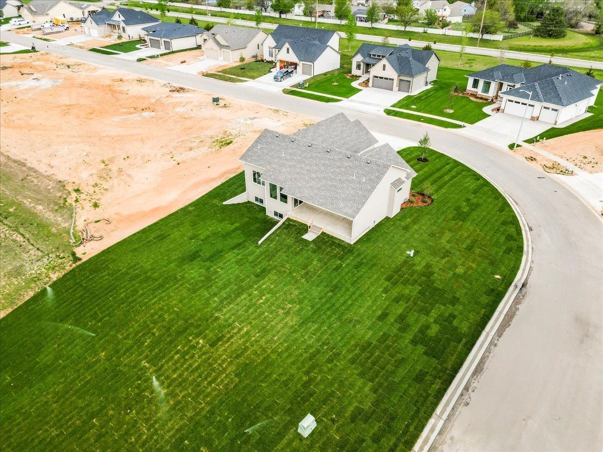9637 W Cedar Lane, Maize, Kansas image 33
