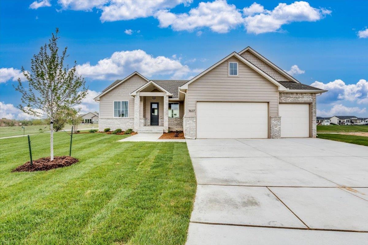 9637 W Cedar Lane, Maize, Kansas image 1
