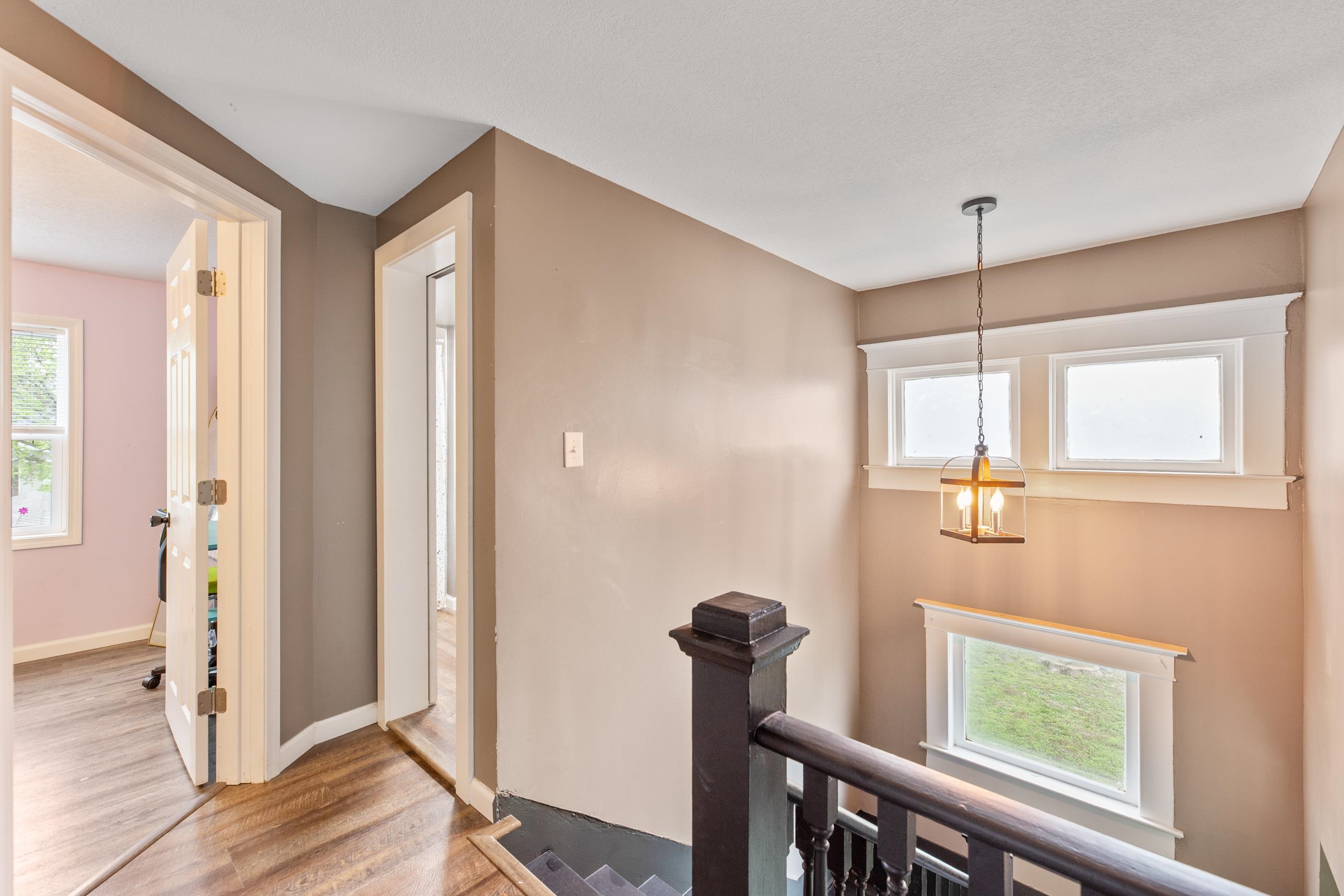 329 Pine, Halstead, Virginia image 32