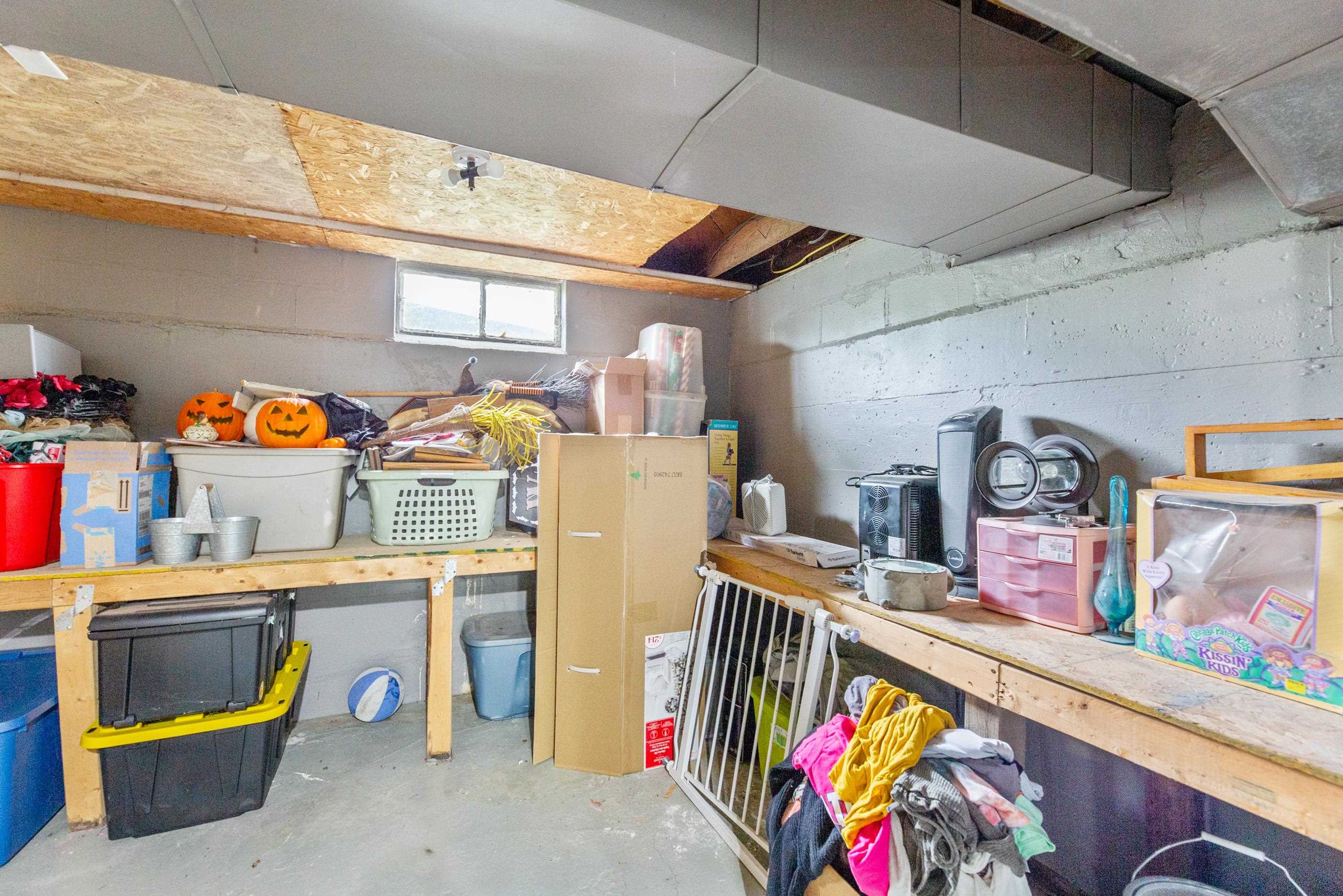 329 Pine, Halstead, Virginia image 17