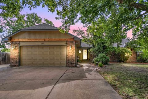 Homes For Sale - 1928 S Capri Cir<br/> Wichita, KS 67207