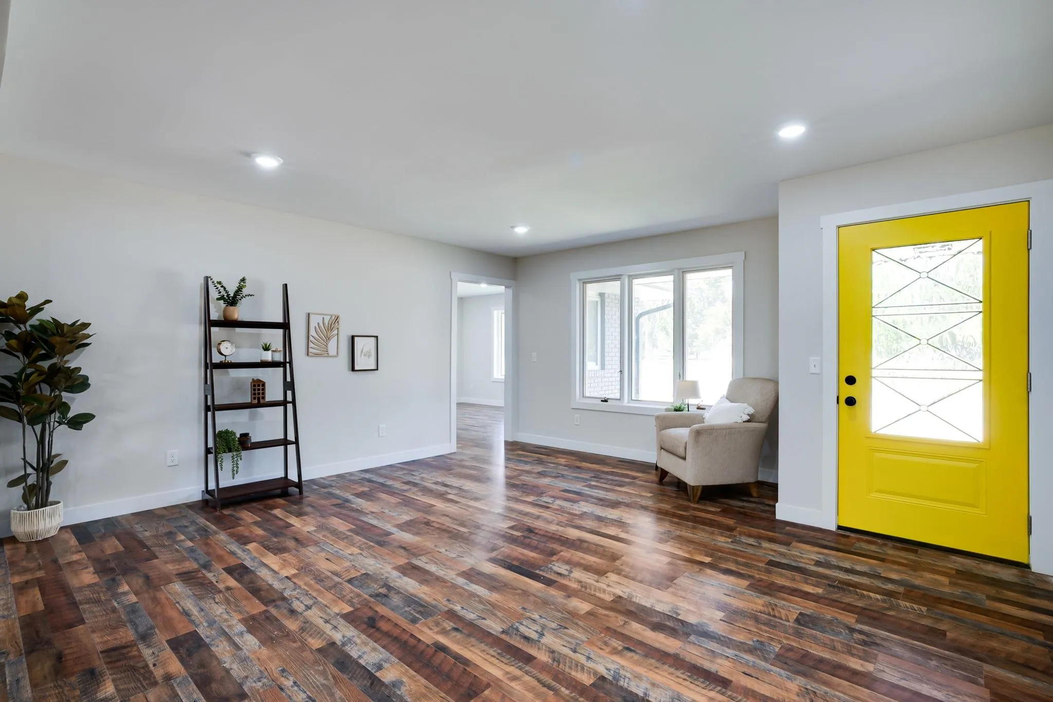 Halstead, Kansas 67056, United States, 4 Bedrooms Bedrooms, ,4 BathroomsBathrooms,Residential,Active,196990