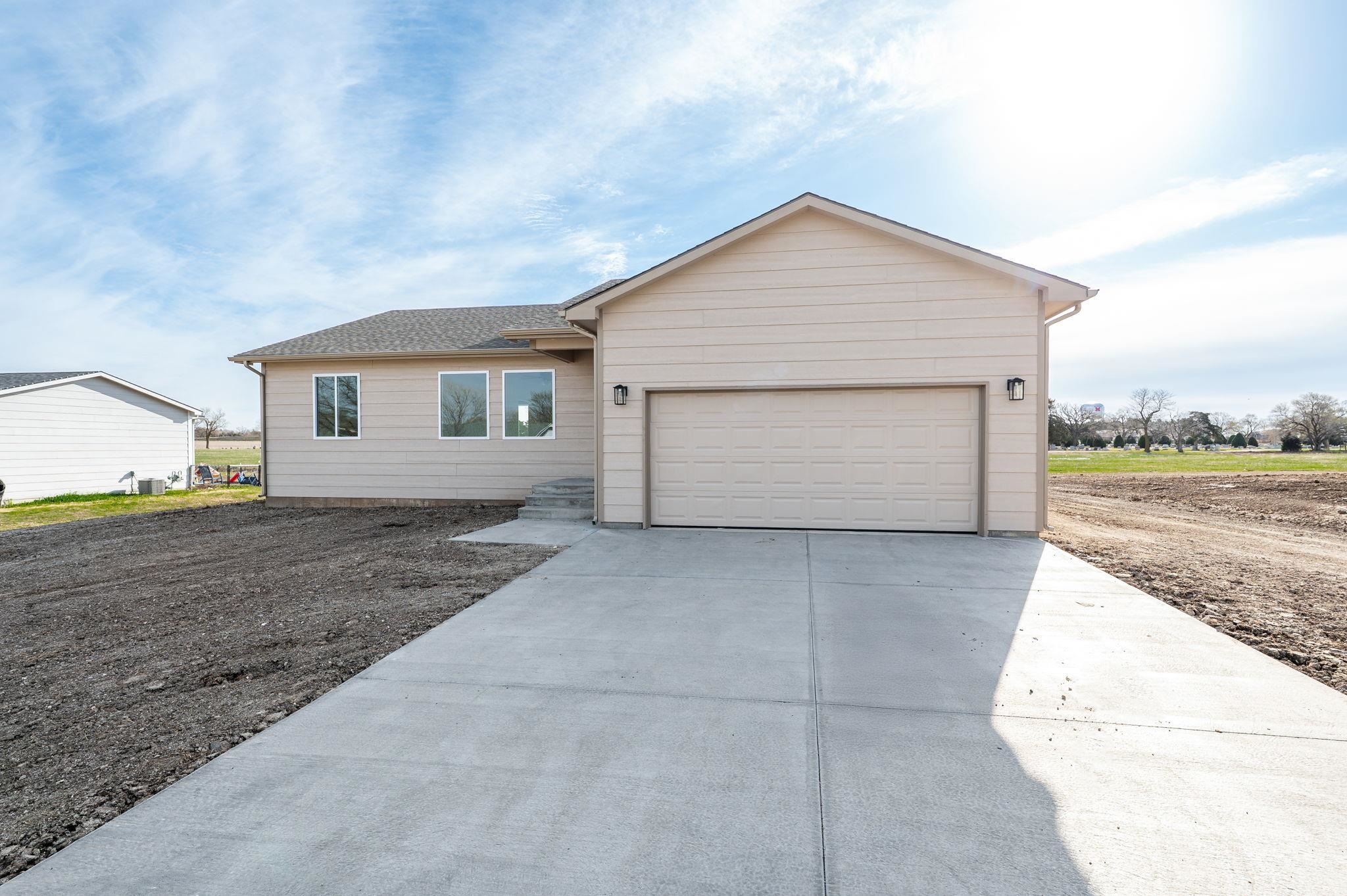 418 N Coble St, Marion, Kansas image 3