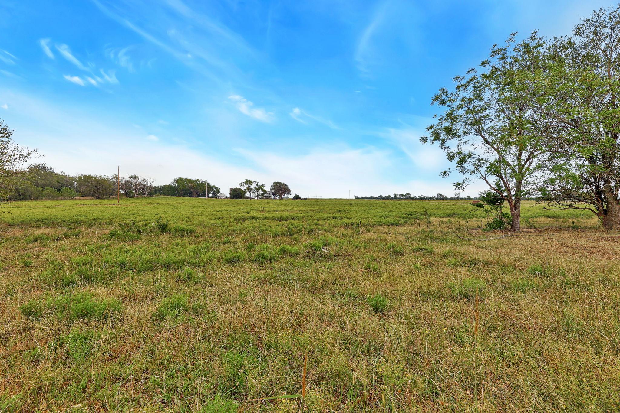 10059 S Spring Lake Road, Sedgwick, Kansas image 4