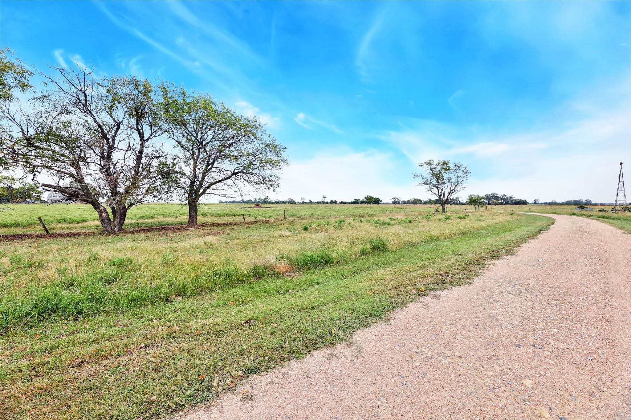 10059 S Spring Lake Road, Sedgwick, Kansas image 36