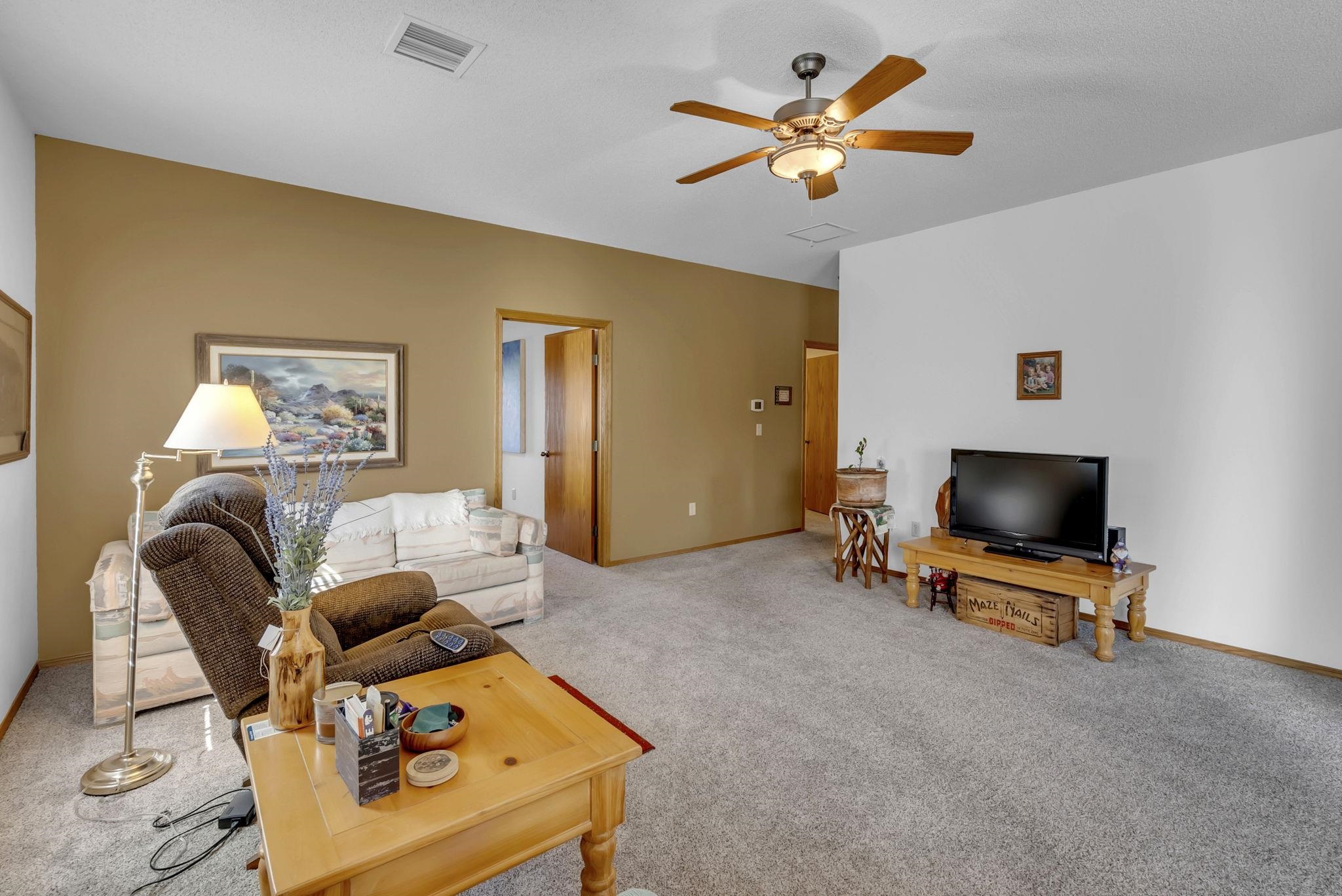 1533 N Reca St, Wichita, Kansas image 10