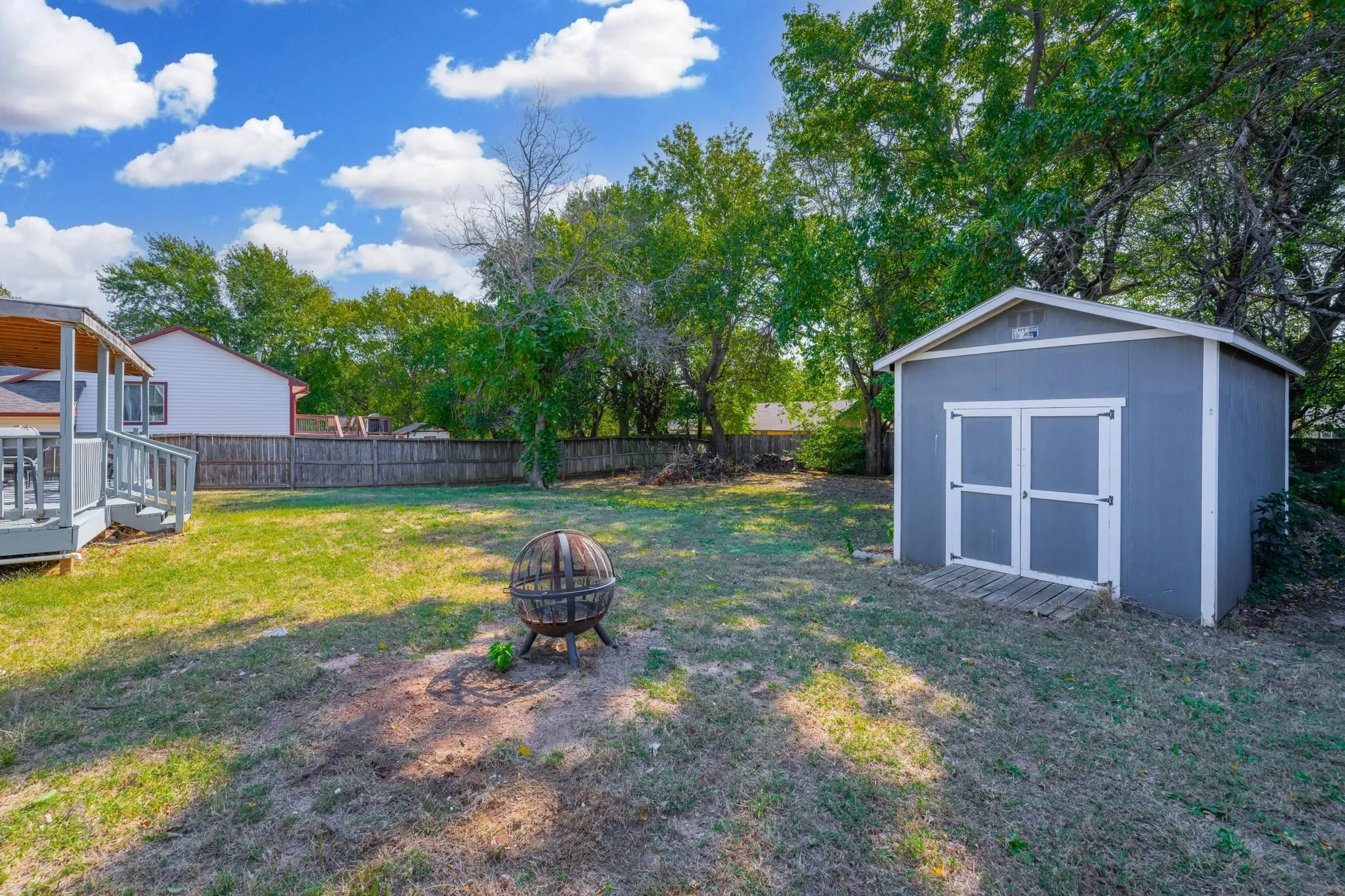 Derby, Kansas 67037, United States, 4 Bedrooms Bedrooms, ,4 BathroomsBathrooms,Residential,Pending,38135