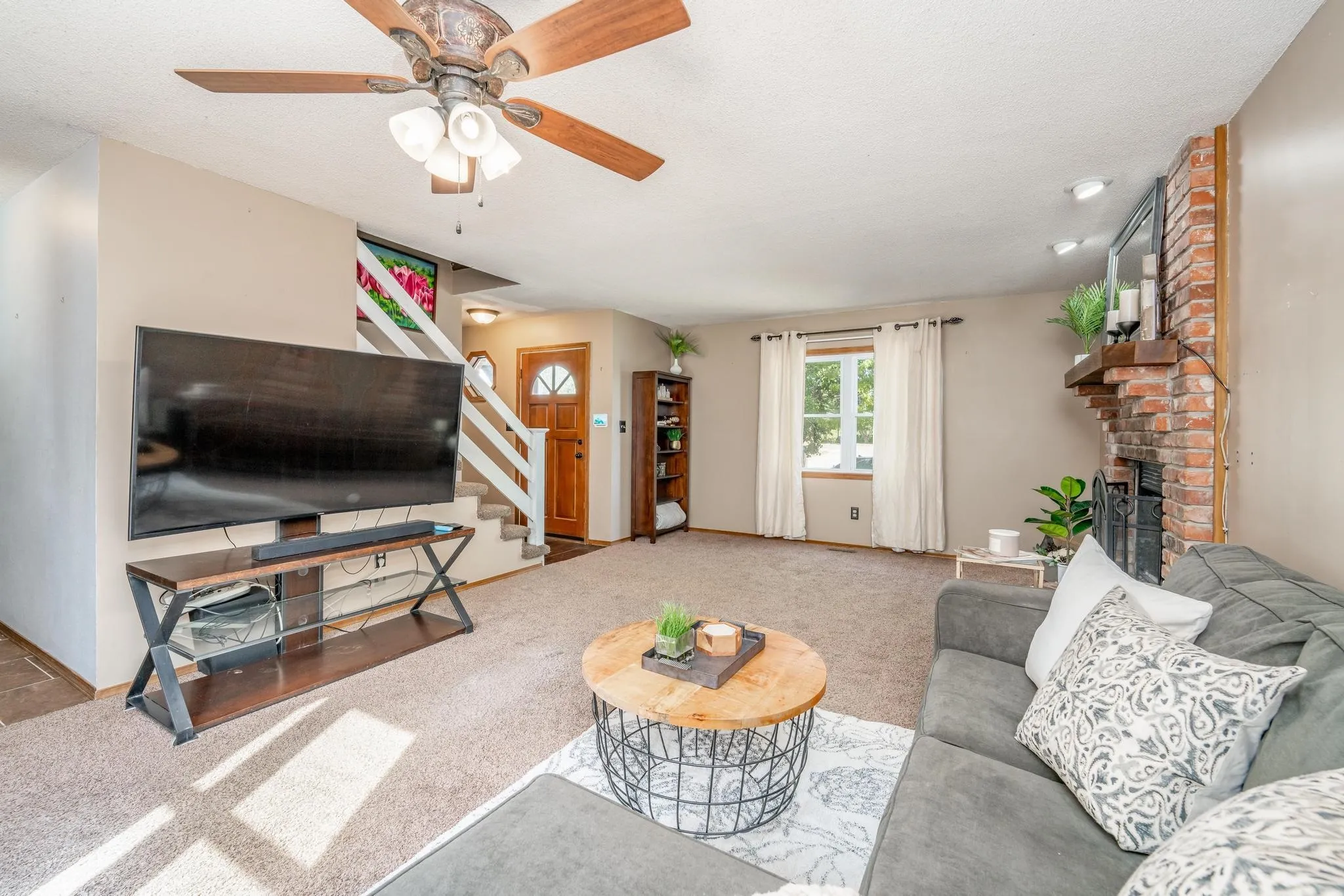 Derby, Kansas 67037, United States, 4 Bedrooms Bedrooms, ,4 BathroomsBathrooms,Residential,Pending,38135