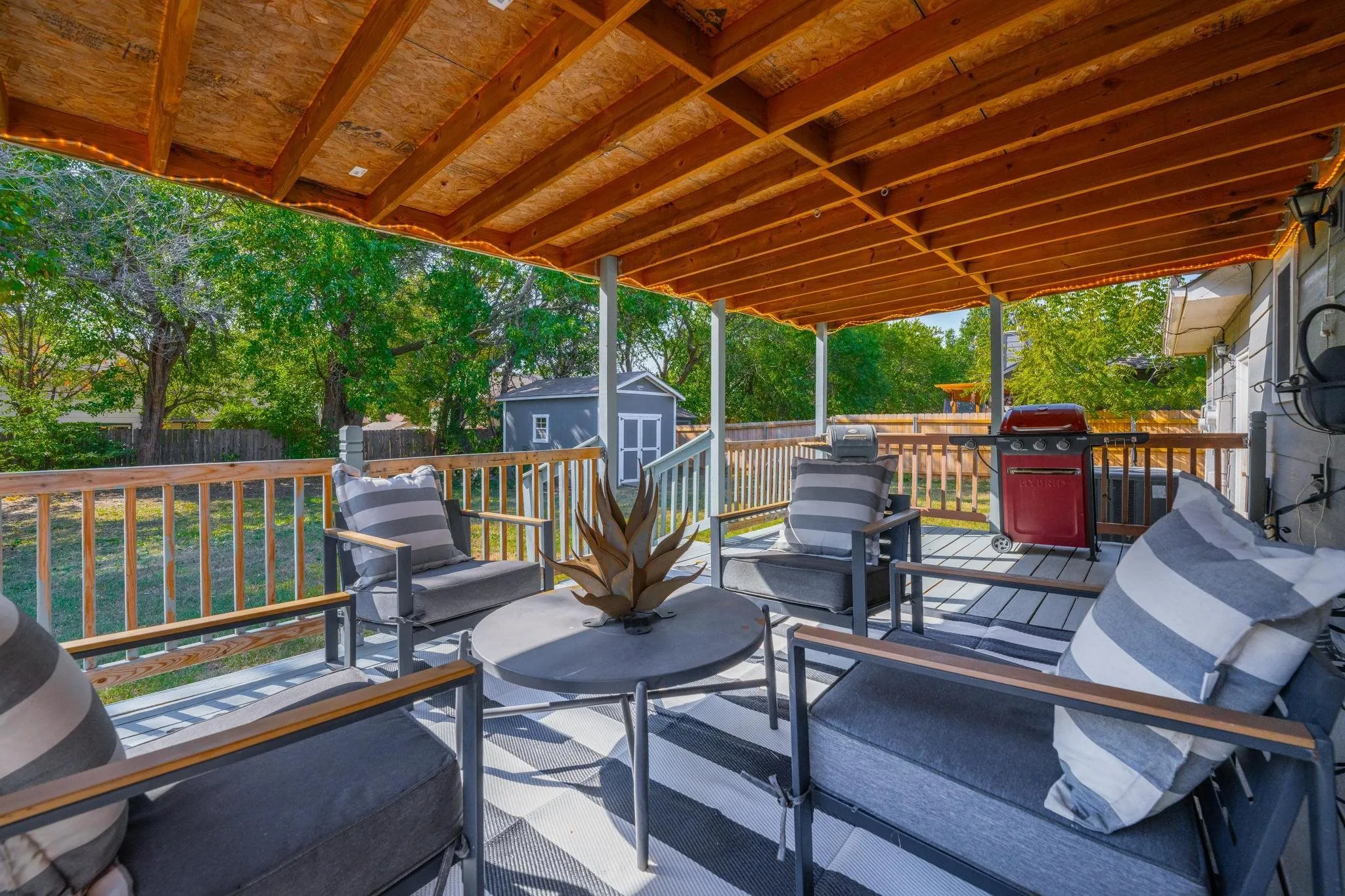 Derby, Kansas 67037, United States, 4 Bedrooms Bedrooms, ,4 BathroomsBathrooms,Residential,Pending,38135