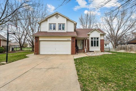 Homes For Sale - 1135 N Manchester Ct<br/> Sedgwick County, Wichita, KS 67212