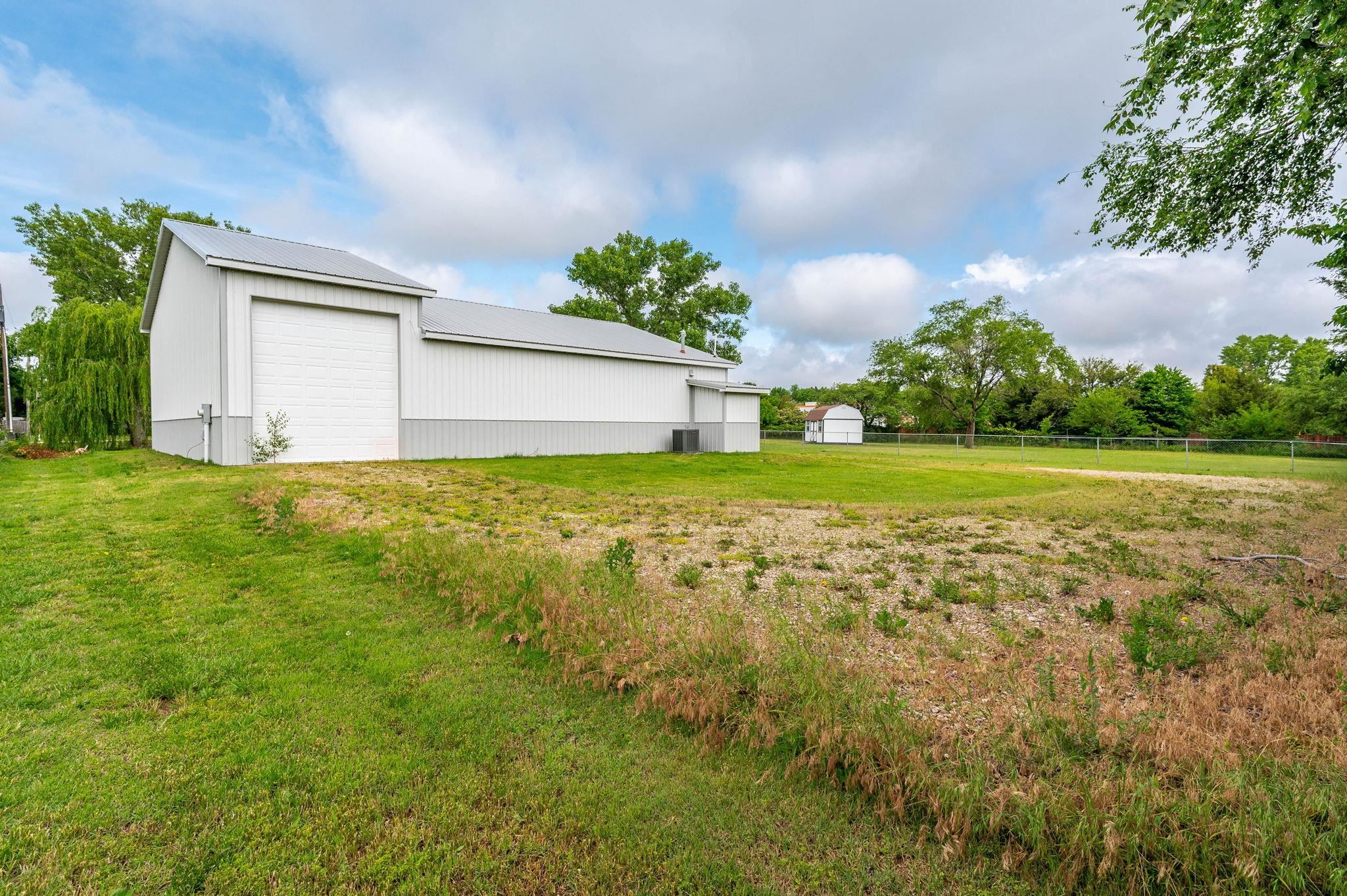 208 N Zelta Dr, Wichita, Kansas image 33