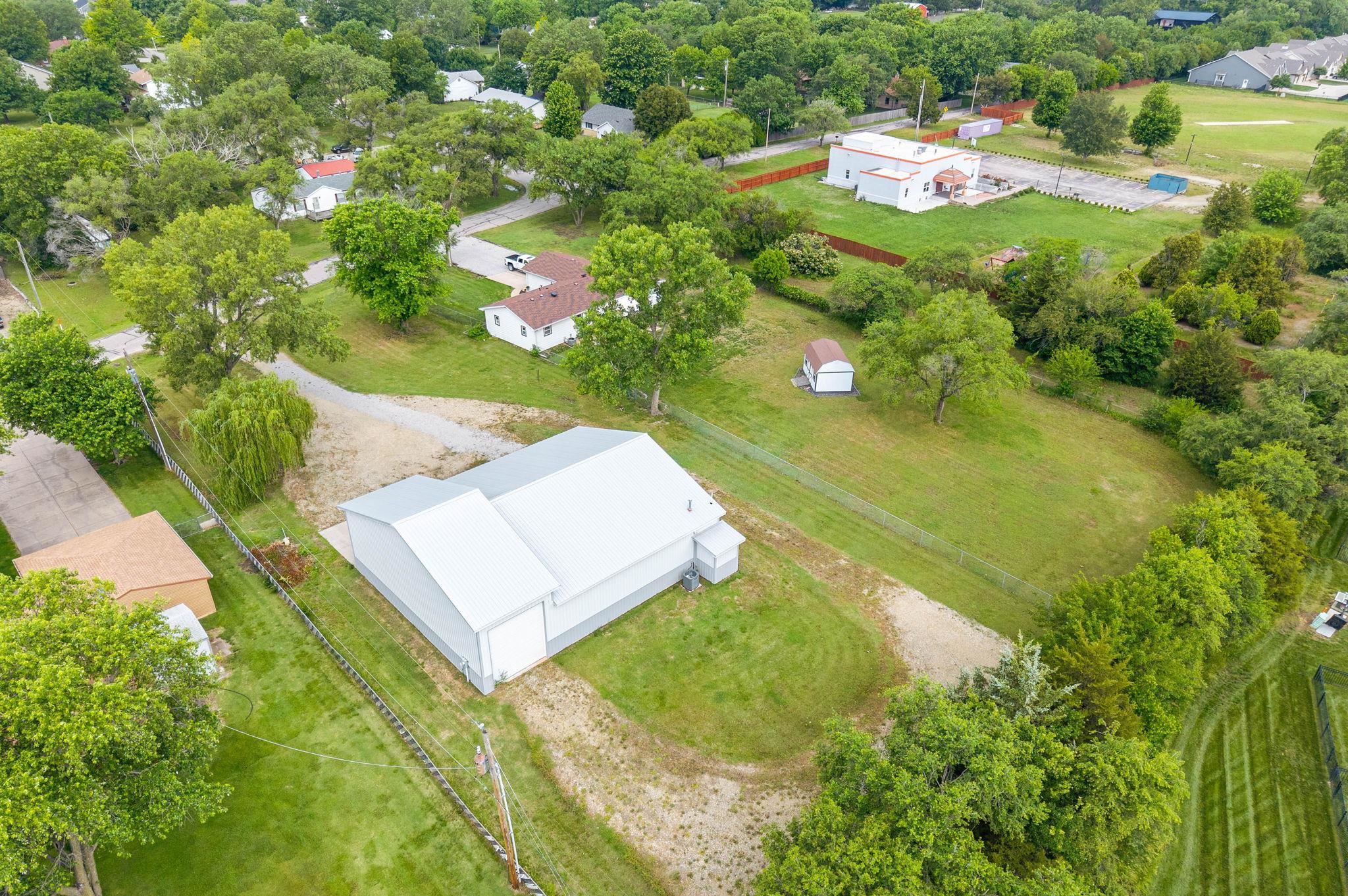 208 N Zelta Dr, Wichita, Kansas image 26
