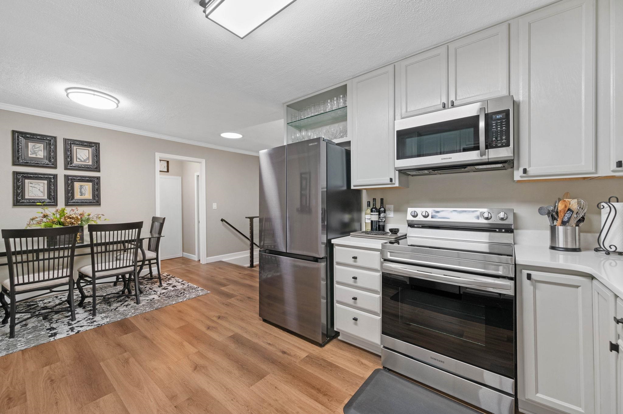 208 N Zelta Dr, Wichita, Kansas image 12