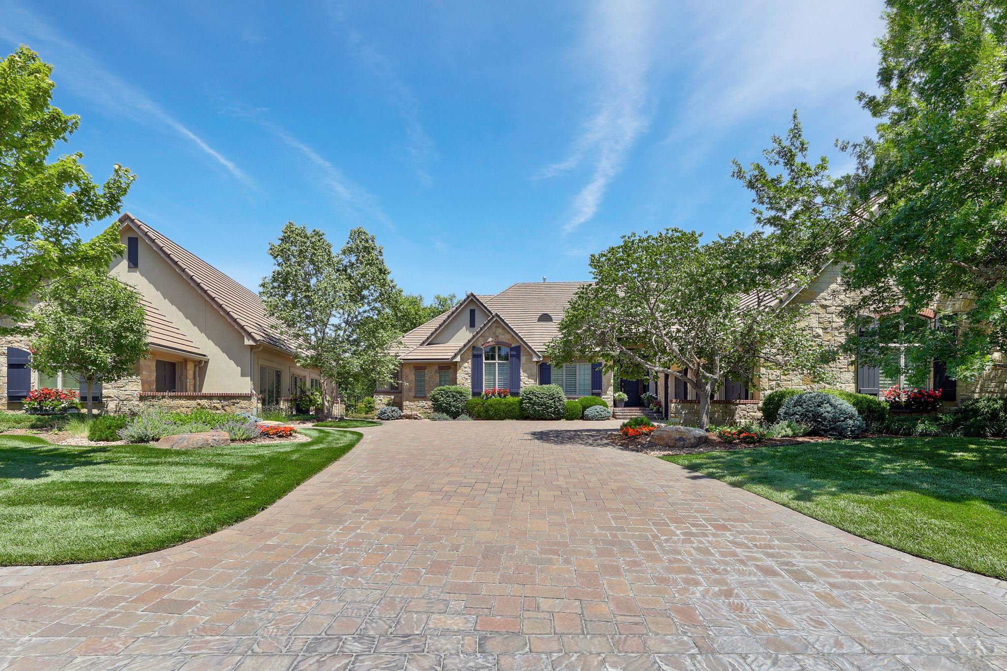 207 E Pine Meadow Ct, Andover, Kansas image 3