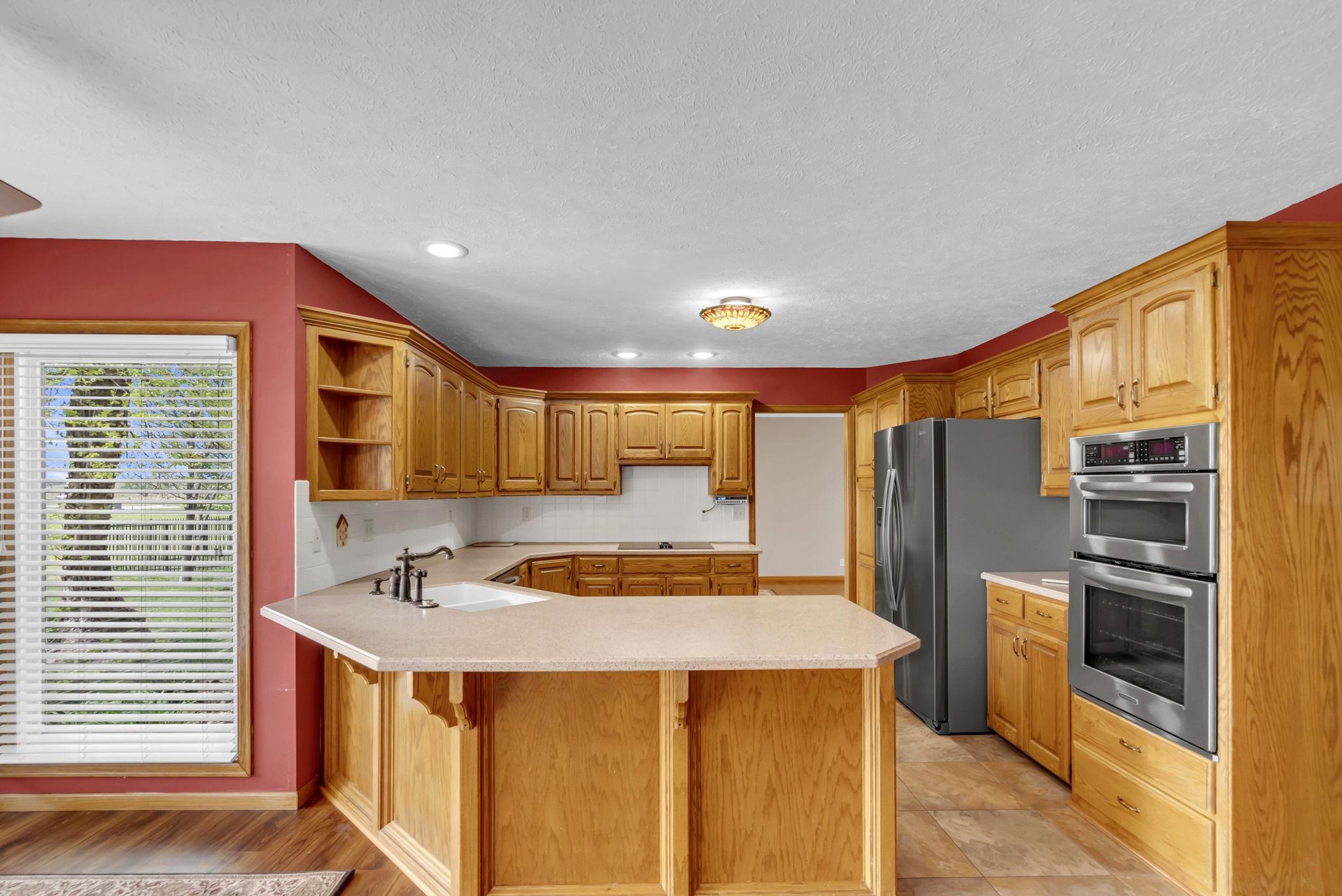2719 W Driftwood Cir, Wichita, Kansas image 8