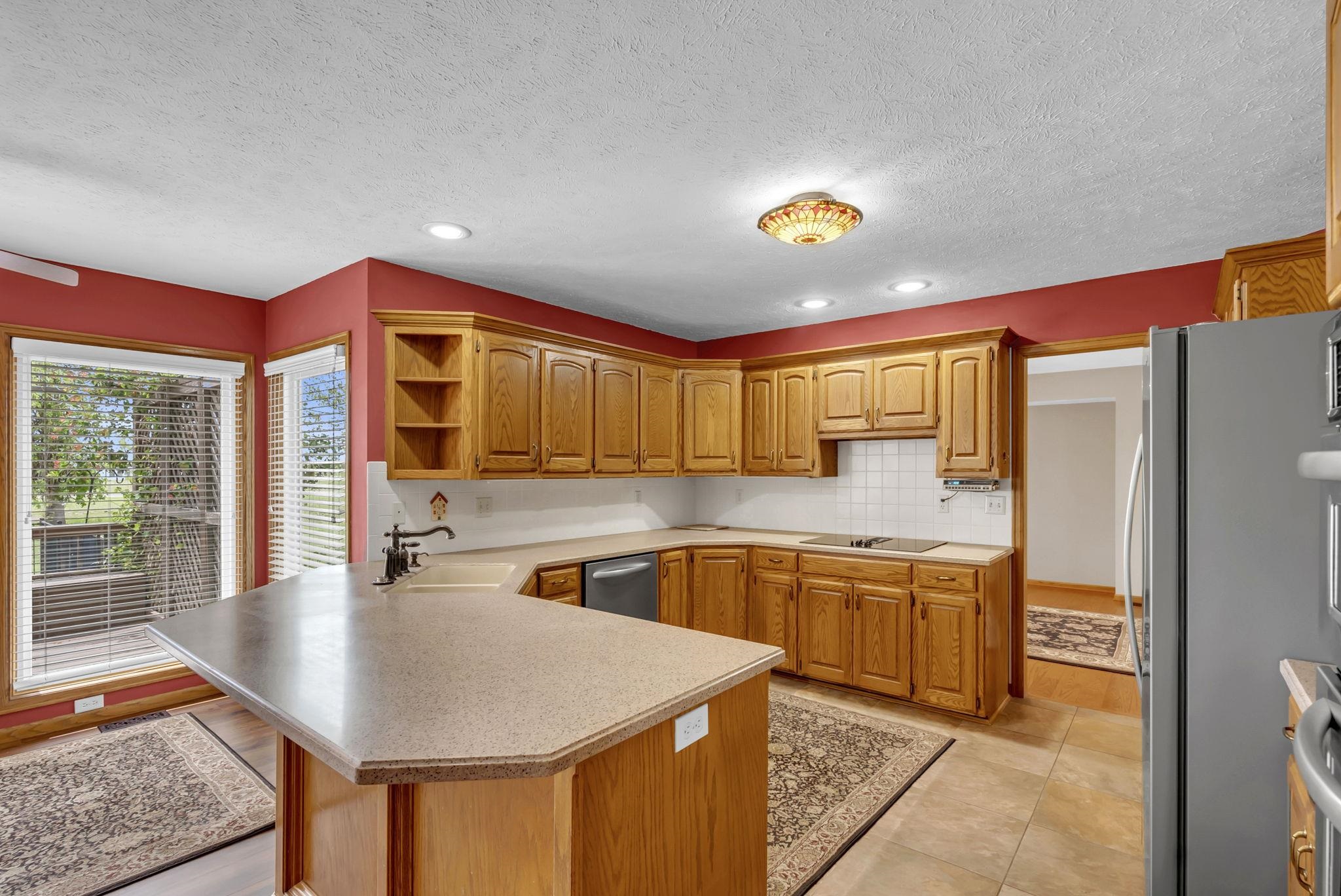 2719 W Driftwood Cir, Wichita, Kansas image 7