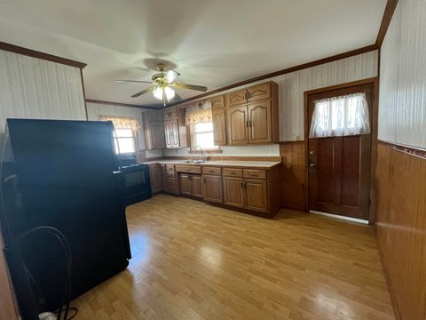 Tiny photo for 223 S 10th St, Salina, KS 67401 (MLS # 669279)