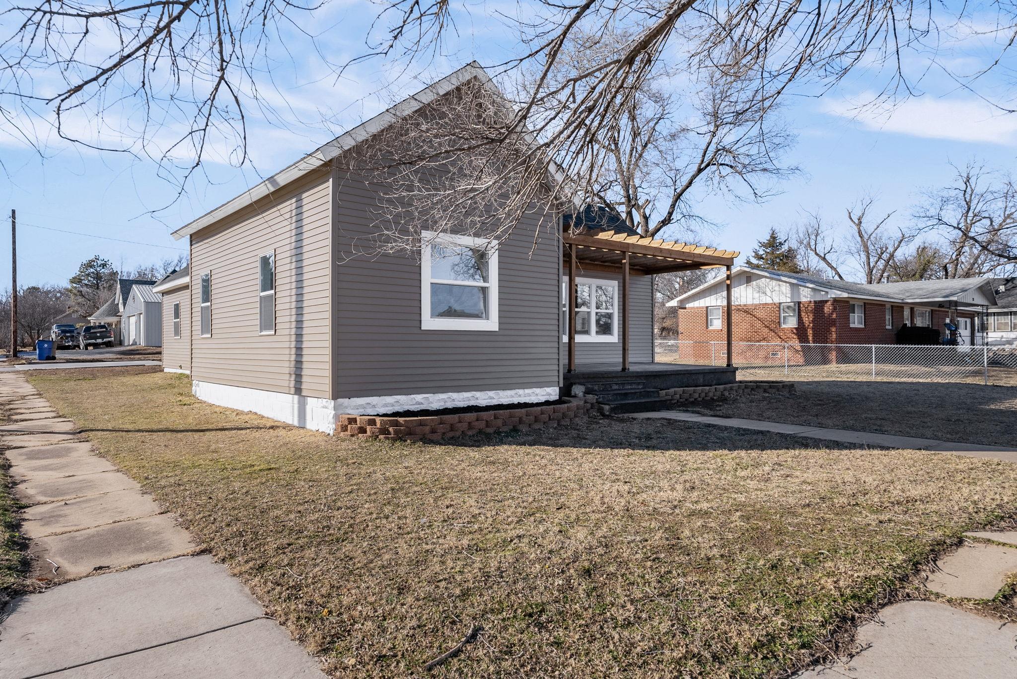 222 S 5th St, Conway Springs, Kansas image 5