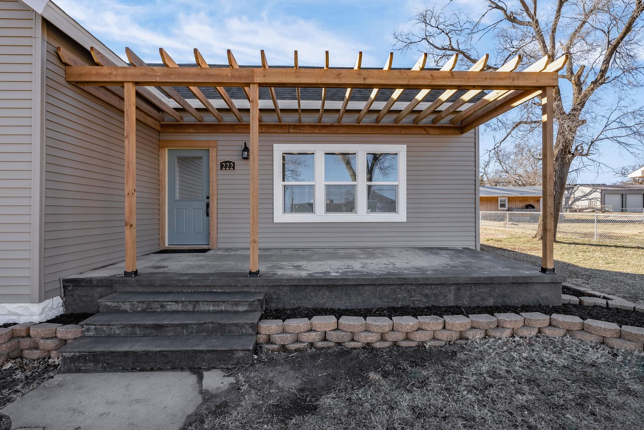 222 S 5th St, Conway Springs, Kansas image 4