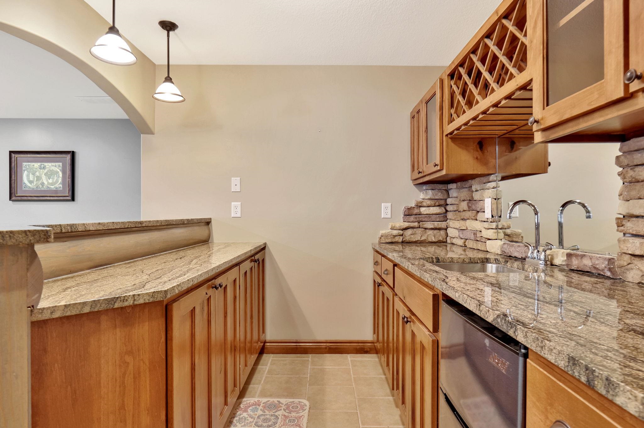 Wichita, Kansas 67235, United States, 5 Bedrooms Bedrooms, ,3 BathroomsBathrooms,Residential,Pending,72447