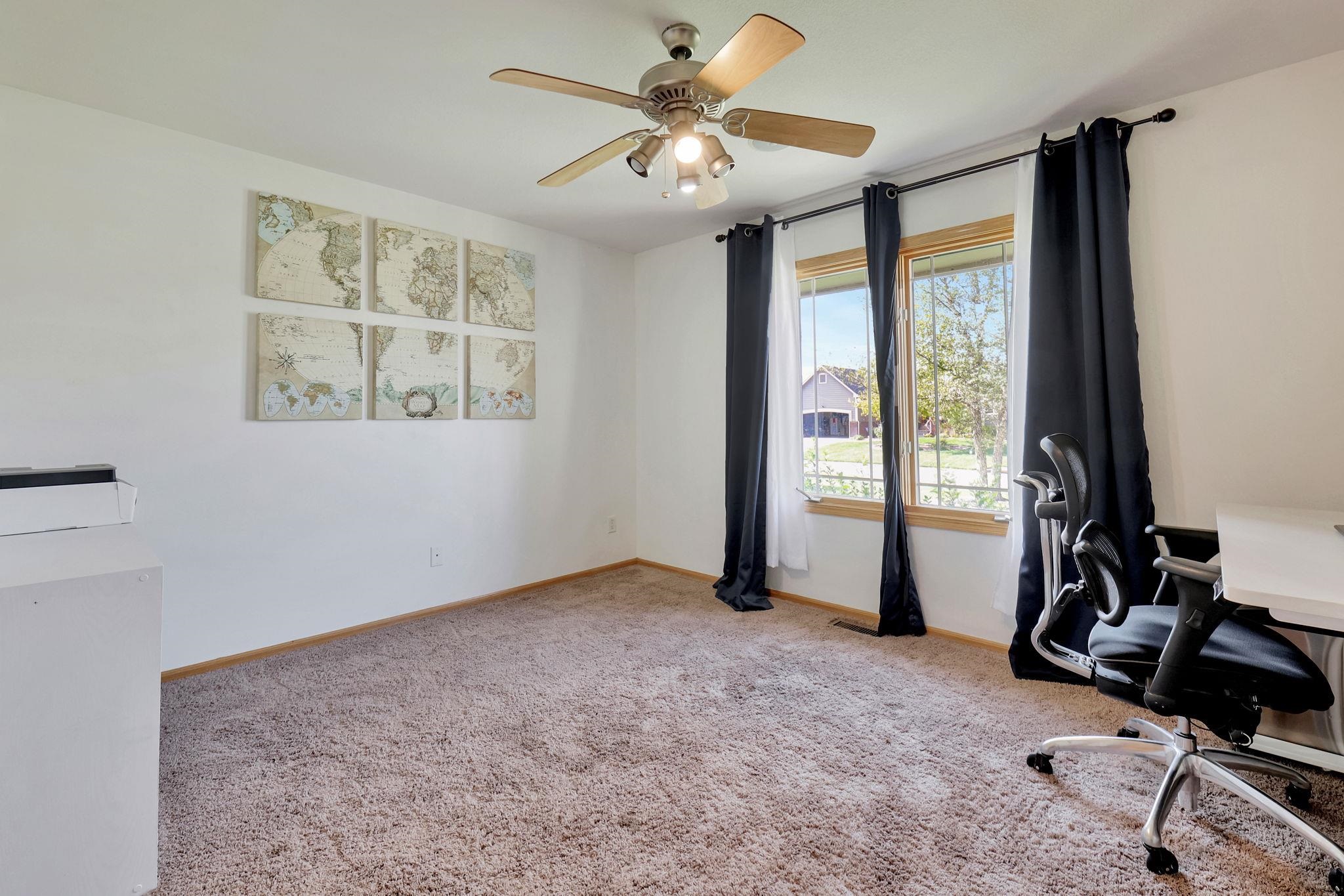 Wichita, Kansas 67235, United States, 5 Bedrooms Bedrooms, ,3 BathroomsBathrooms,Residential,Pending,72447