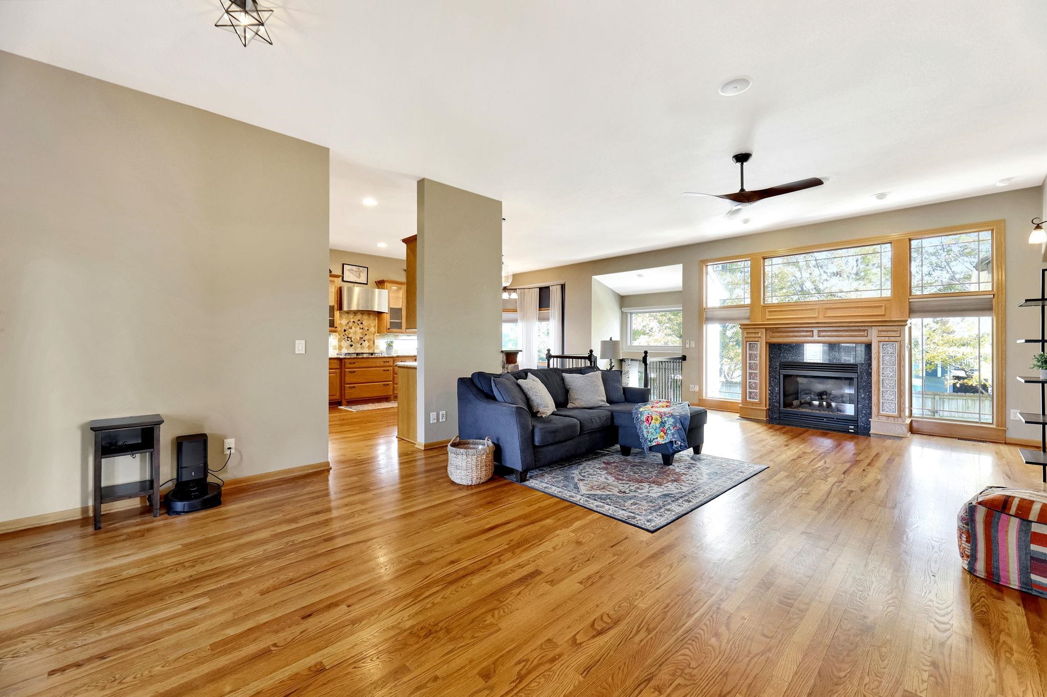 Wichita, Kansas 67235, United States, 5 Bedrooms Bedrooms, ,3 BathroomsBathrooms,Residential,Pending,72447