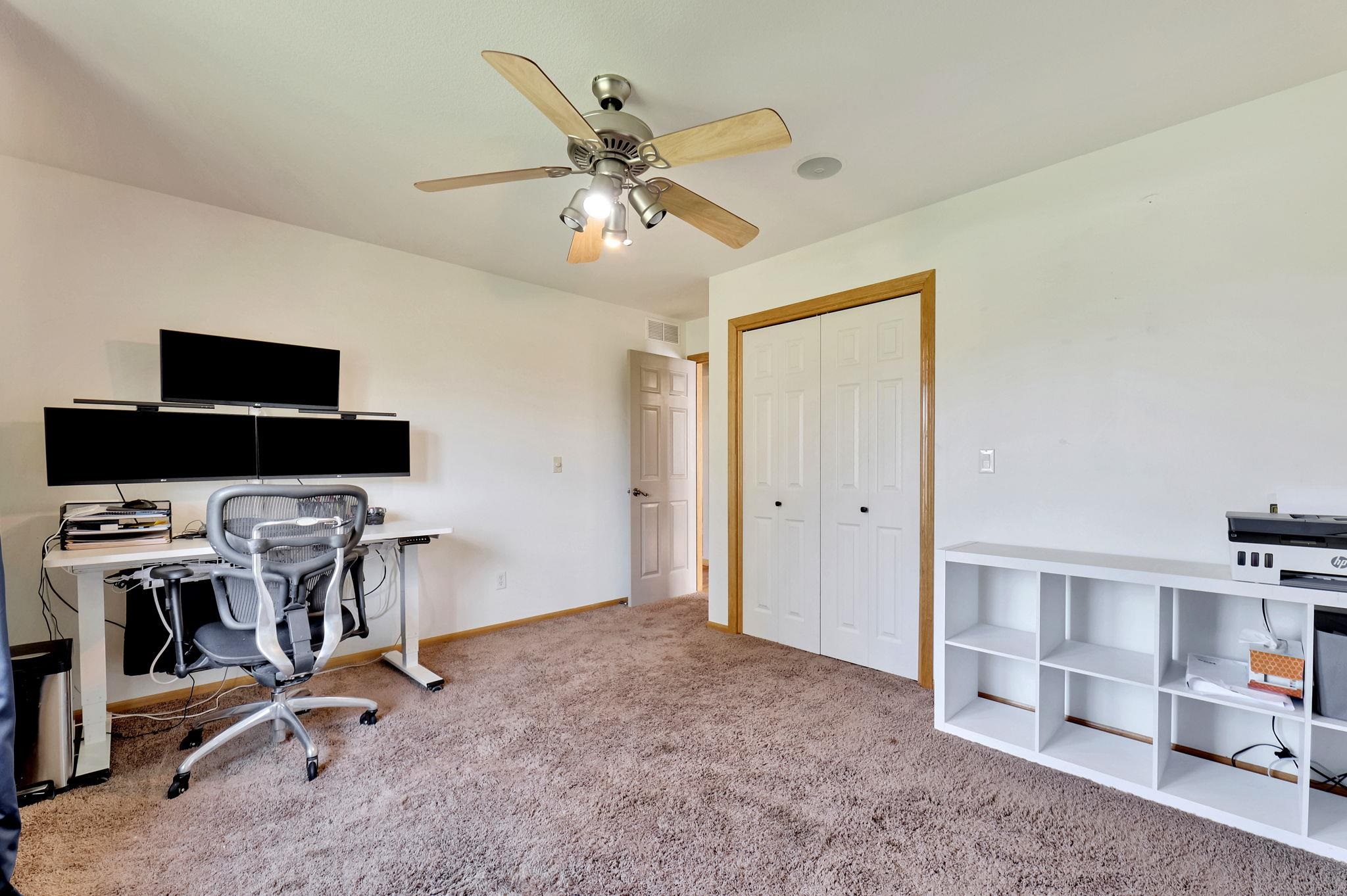 Wichita, Kansas 67235, United States, 5 Bedrooms Bedrooms, ,3 BathroomsBathrooms,Residential,Pending,72447