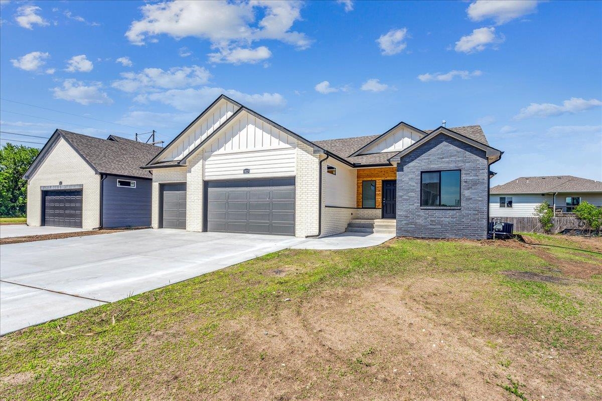 5827 N Newport St, Park City, Kansas image 2
