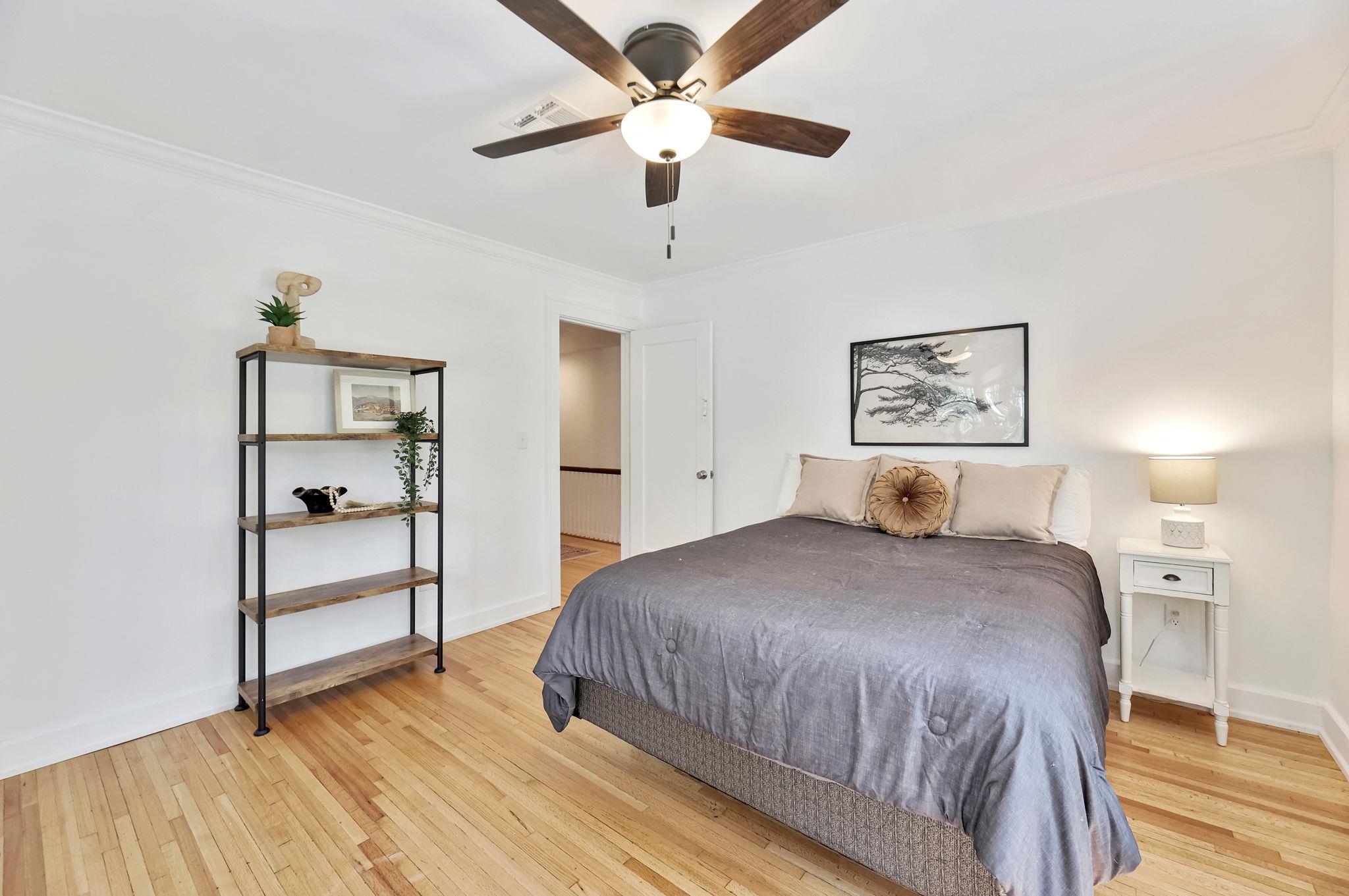 Wichita, Kansas 67208, United States, 3 Bedrooms Bedrooms, ,3 BathroomsBathrooms,Residential,Pending,52572