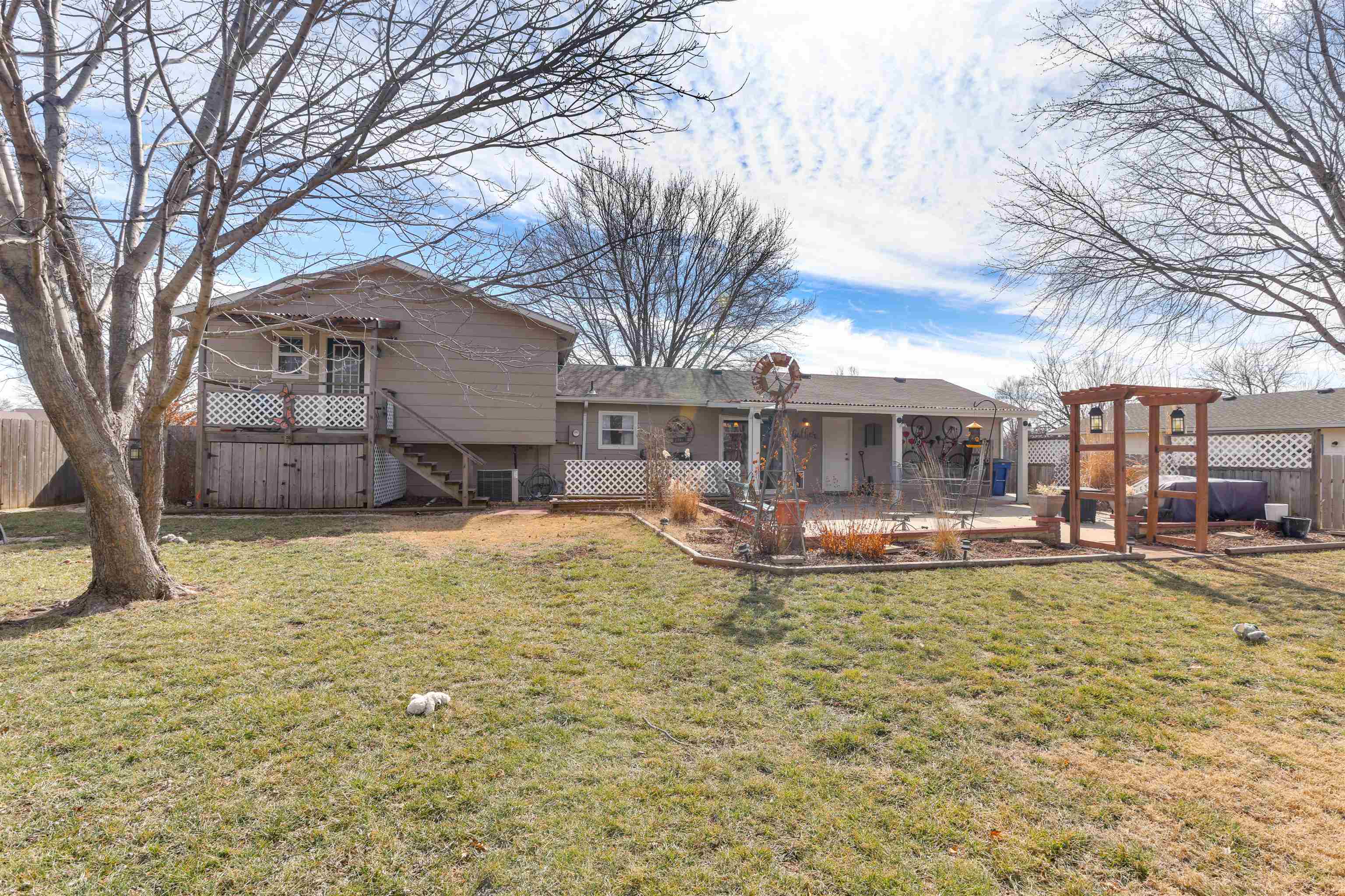 631 Quail Drive, Newton, Kansas image 35