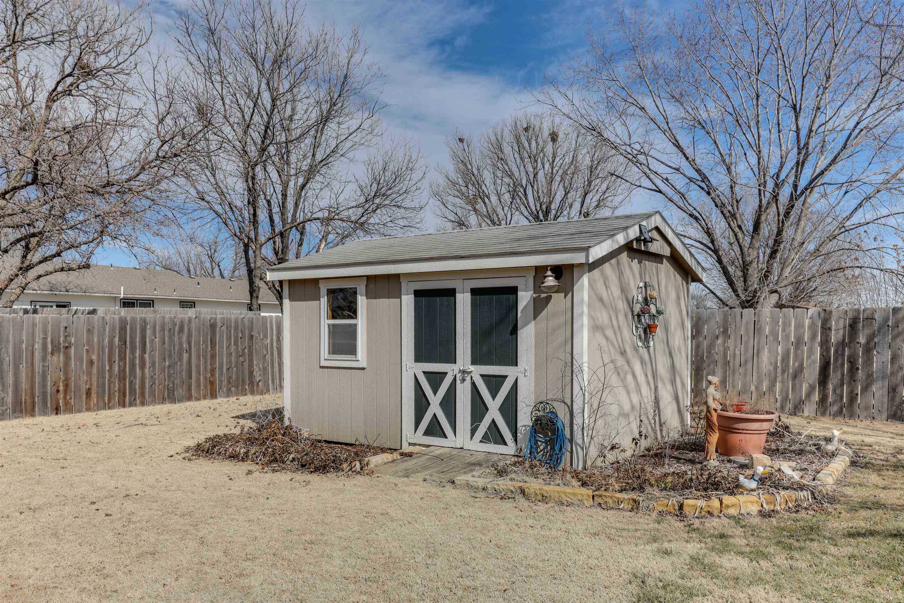 631 Quail Drive, Newton, Kansas image 32