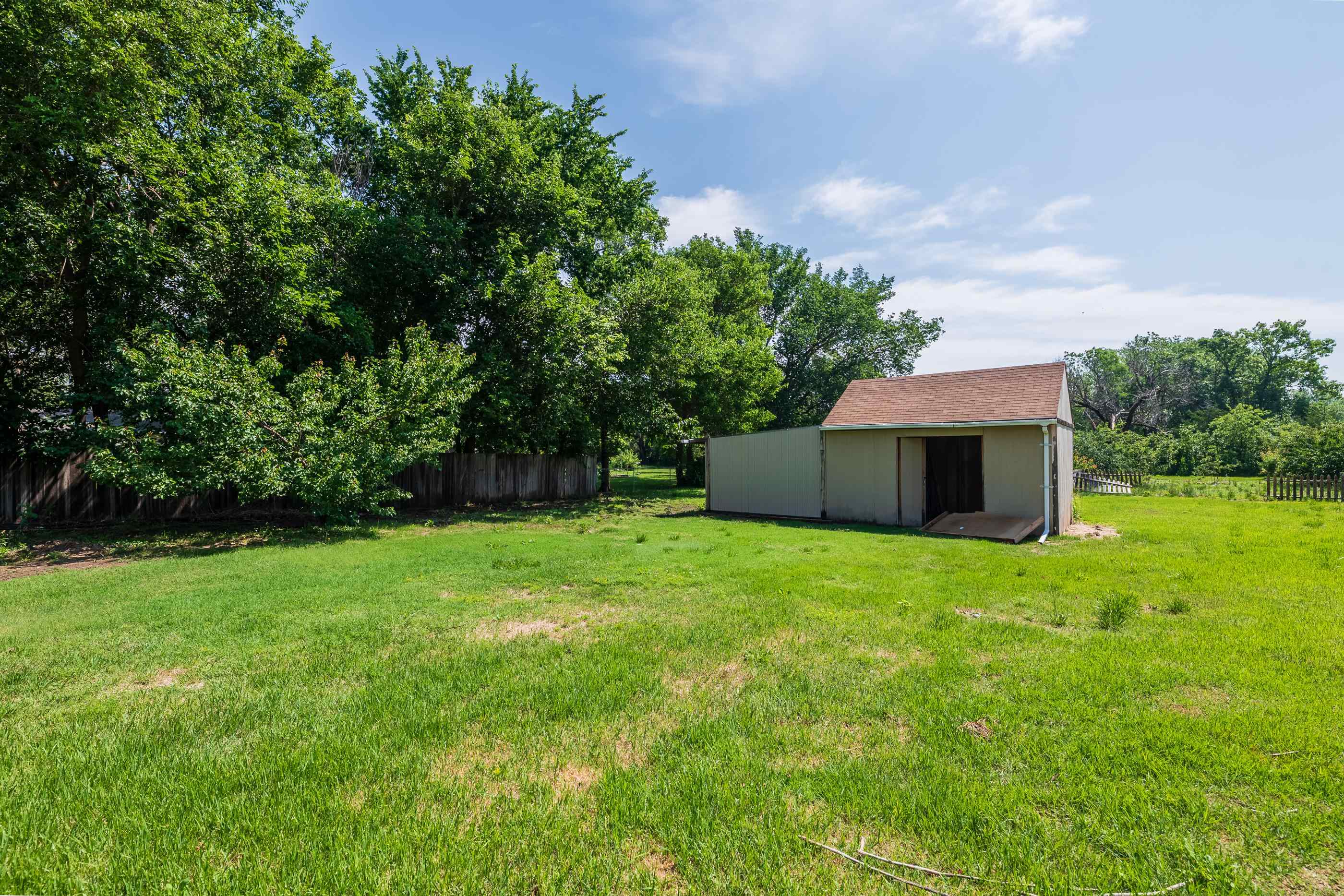 128 N Evergreen Ln, Wichita, Kansas image 30