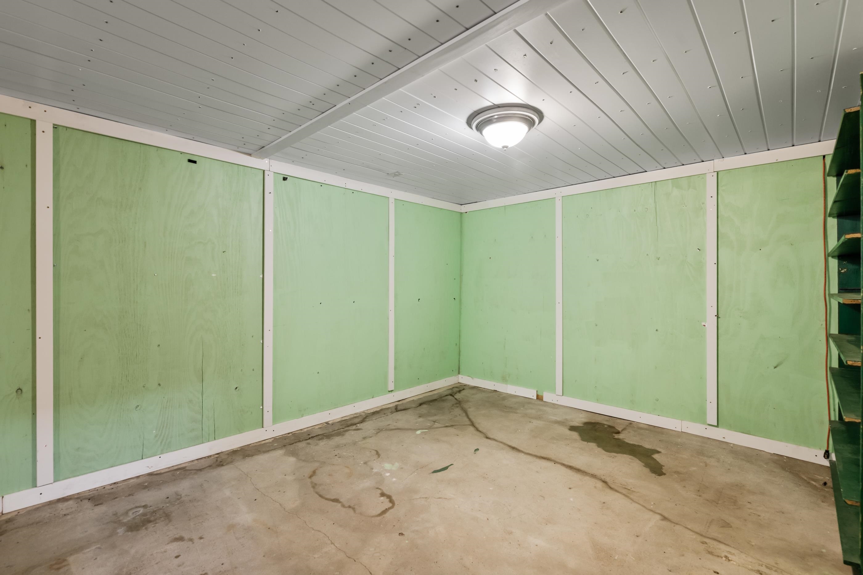 128 N Evergreen Ln, Wichita, Kansas image 17