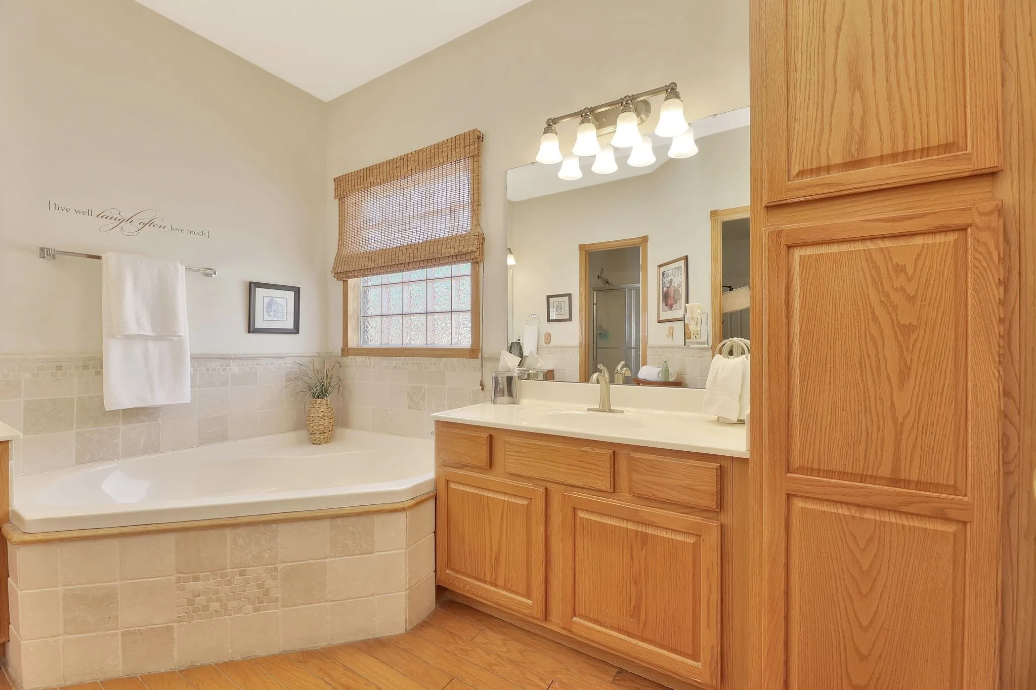 El Dorado, Kansas 67042, United States, 4 Bedrooms Bedrooms, ,3 BathroomsBathrooms,Residential,Active,112549