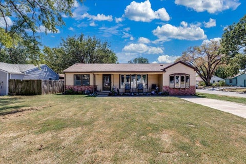 Homes For Sale - 203 Martha Ave<br/> Mulvane, KS 67110