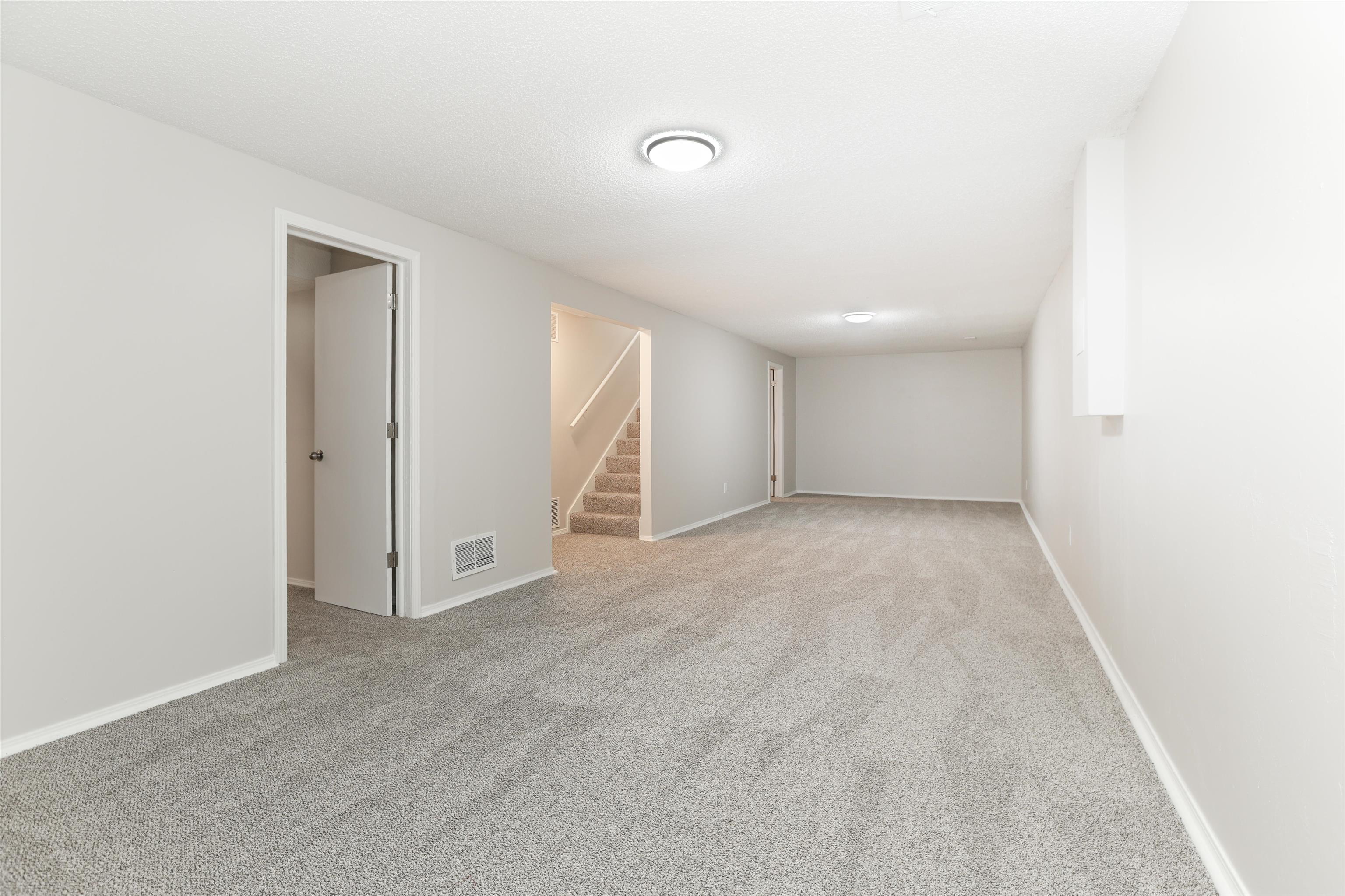 335 N Jane St, Haysville, Kansas image 30