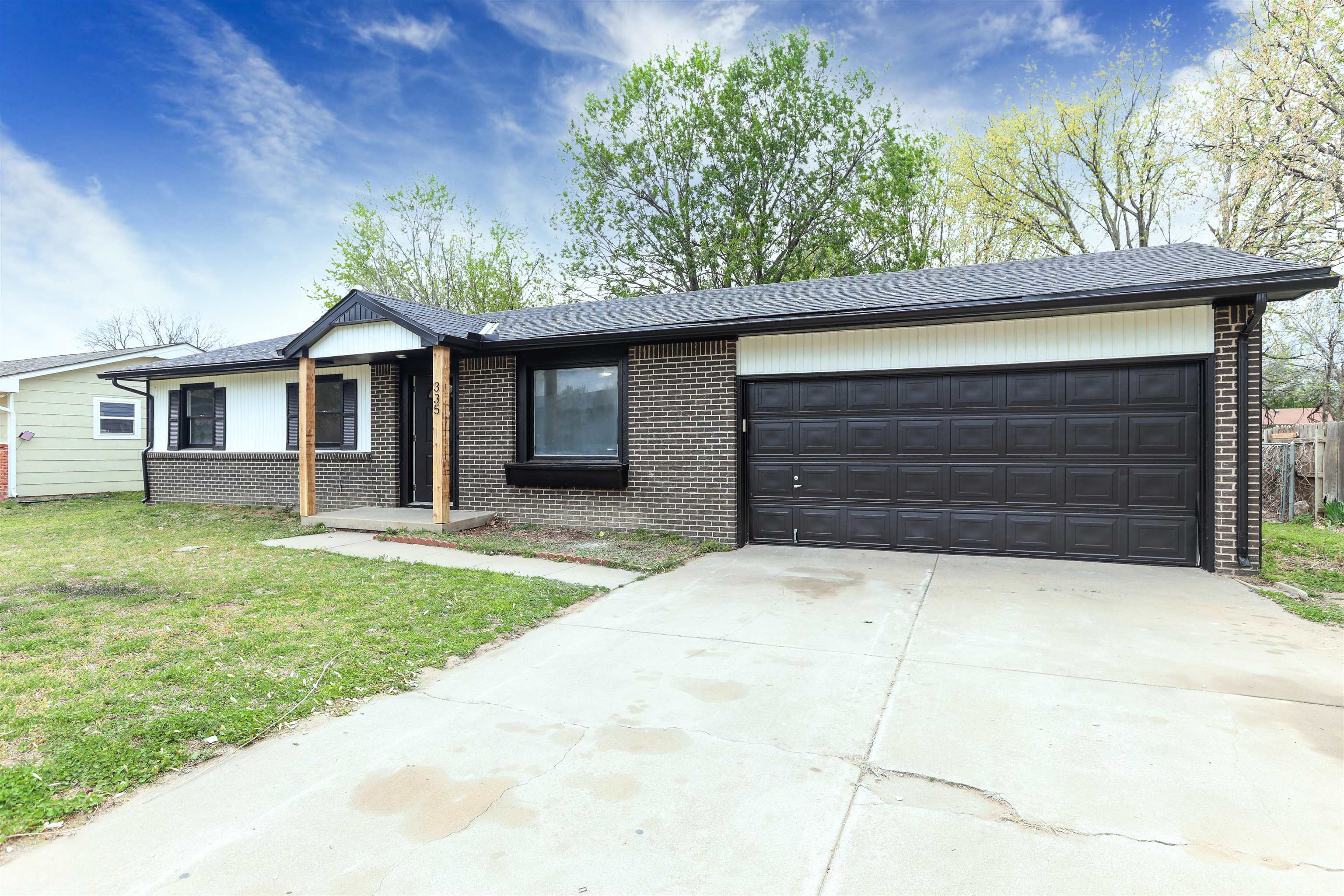 335 N Jane St, Haysville, Kansas image 2