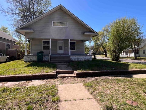 Townhouse For Sale - 257 N Poplar Ave<br/> Wichita, KS 67214
