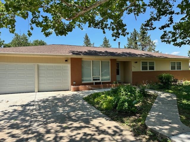 1040 E 44th St S St, Wichita, Virginia image 2