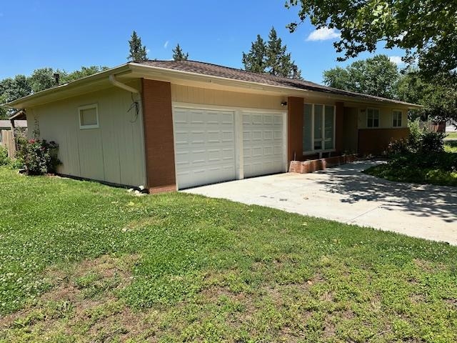 1040 E 44th St S St, Wichita, Virginia image 19