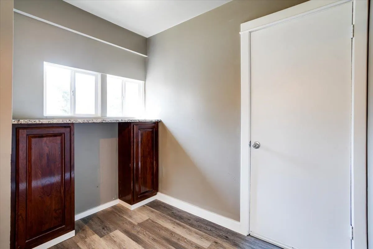 Douglass, Kansas 67039, United States, 4 Bedrooms Bedrooms, ,1 BathroomBathrooms,Residential,Pending,40111