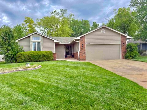 Homes For Sale - 9714 W Greenspoint St<br/> Sedgwick County, Wichita, KS 67205