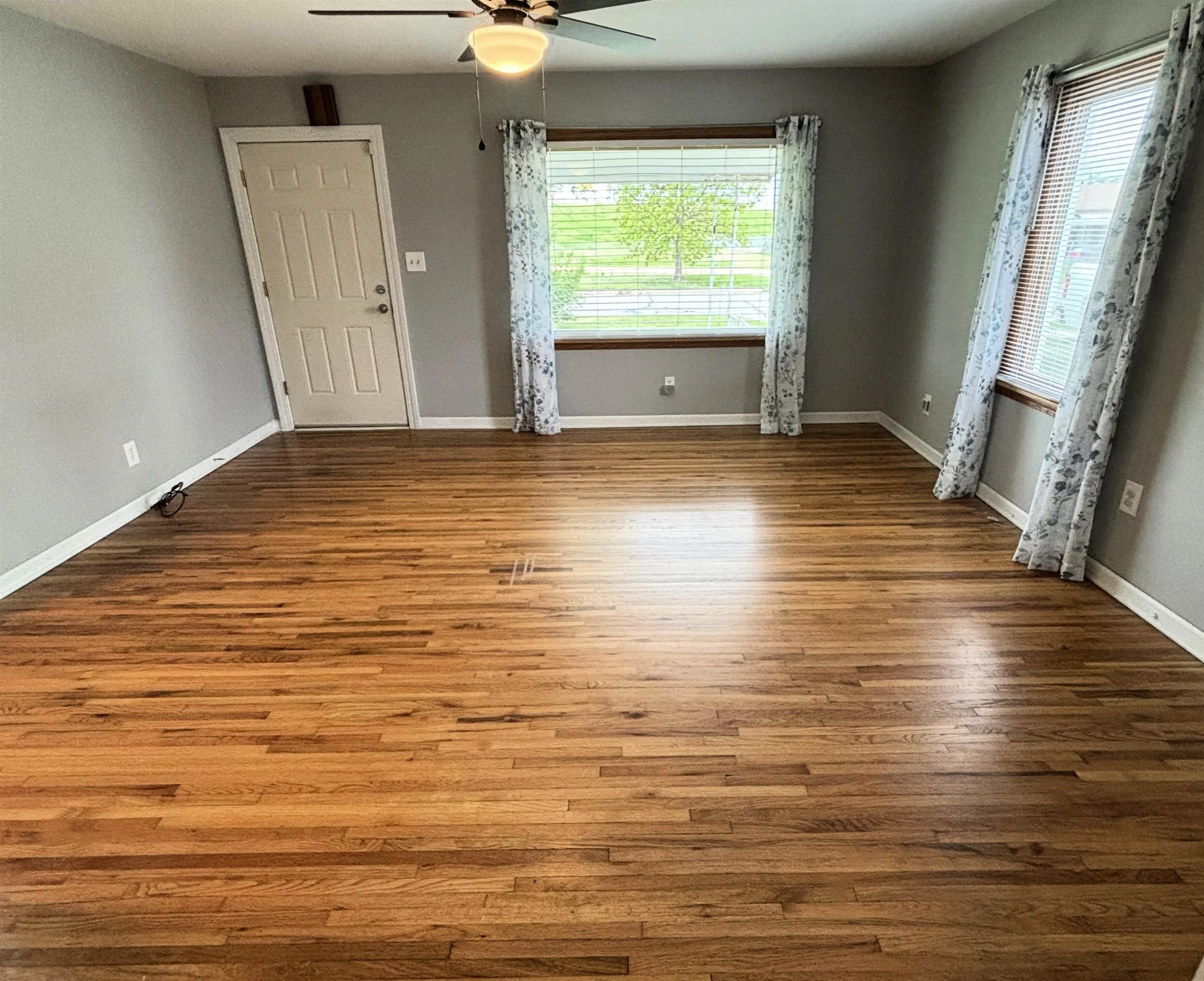 Wichita, Kansas 67209, United States, 2 Bedrooms Bedrooms, ,1 BathroomBathrooms,Residential,Pending,144198