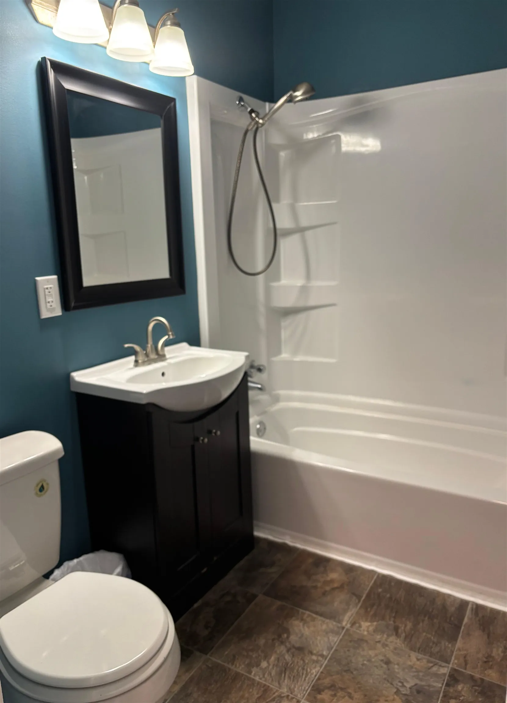 Wichita, Kansas 67209, United States, 2 Bedrooms Bedrooms, ,1 BathroomBathrooms,Residential,Pending,144198