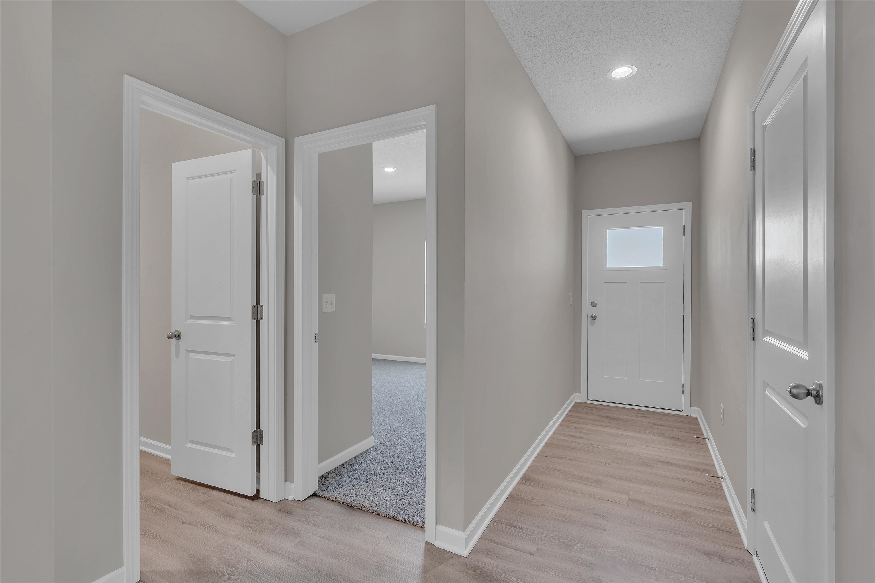 2868 S Maize Ct, Wichita, Kansas image 3