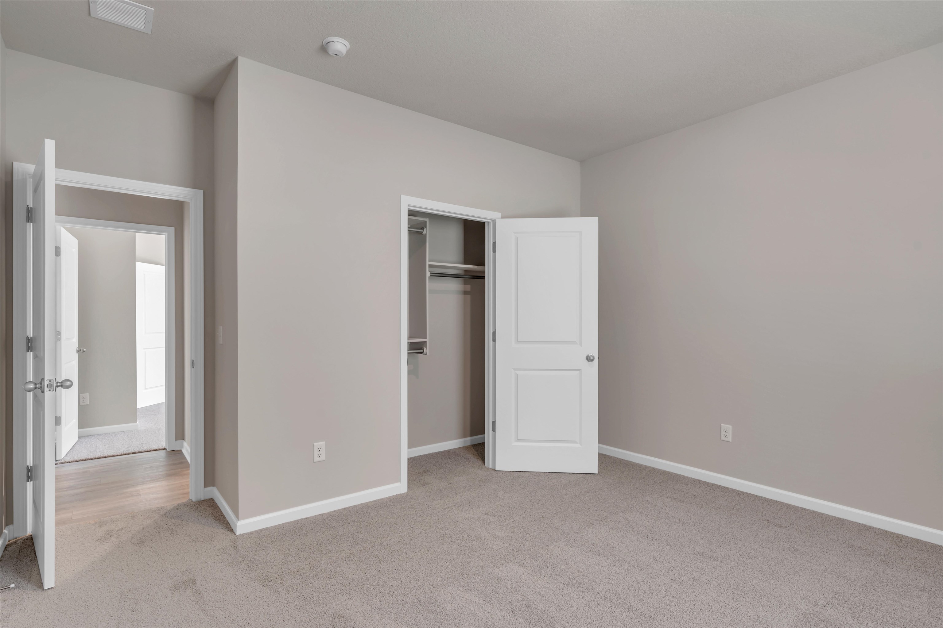 2868 S Maize Ct, Wichita, Kansas image 6