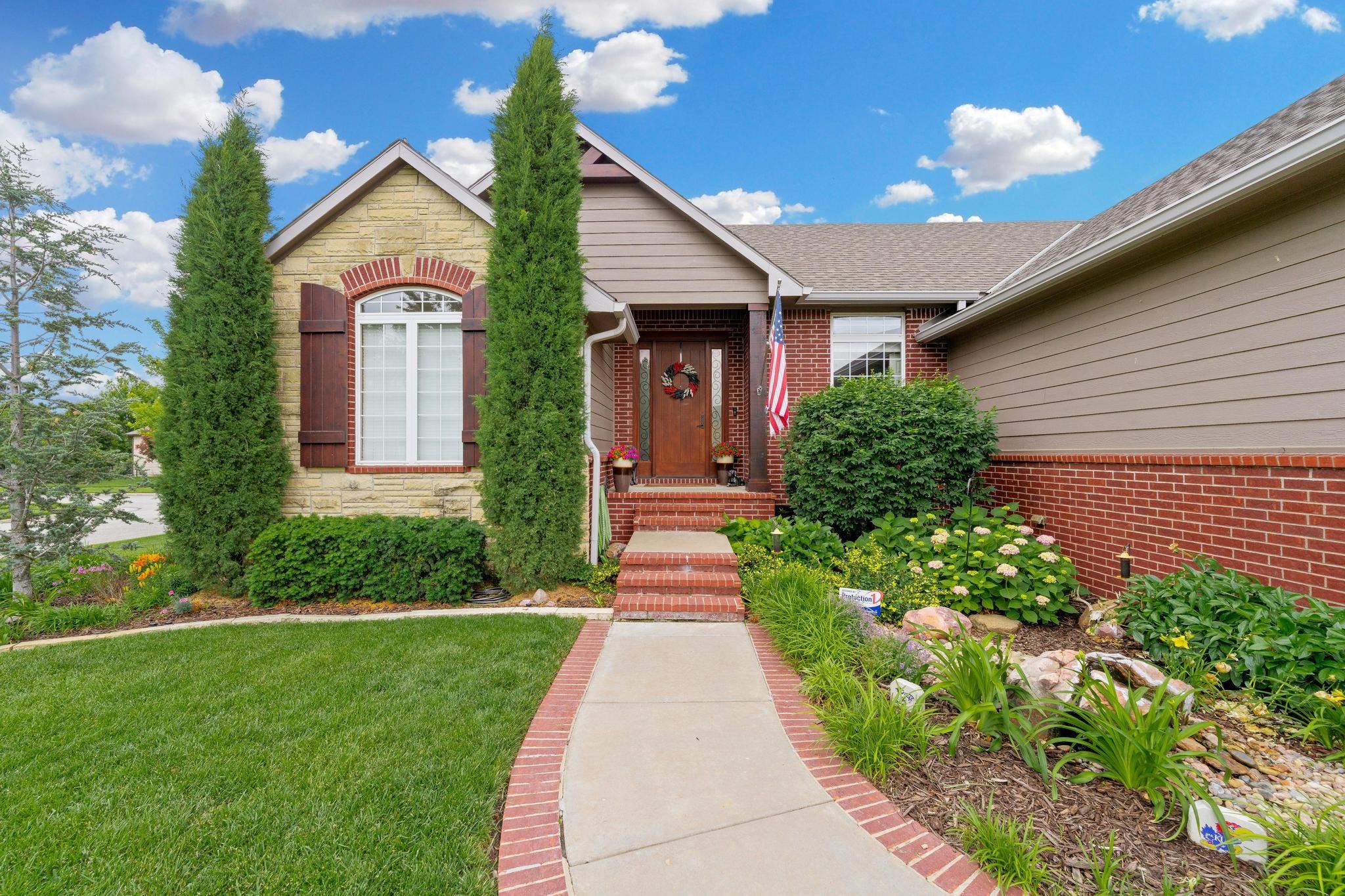 1819 N Peckham Ct, Wichita, Kansas image 3