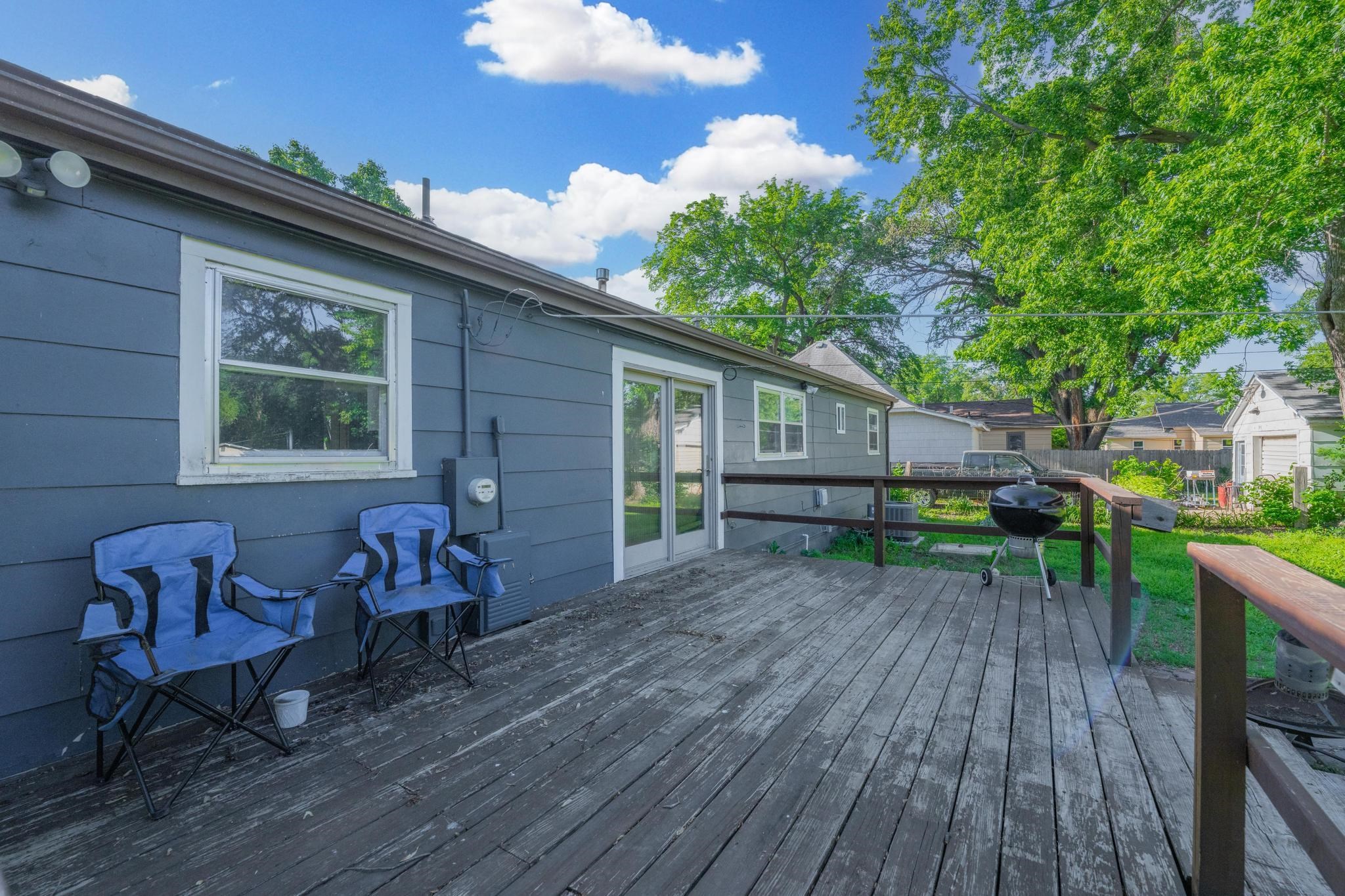 1215 N Logan St, Newton, Kansas image 29