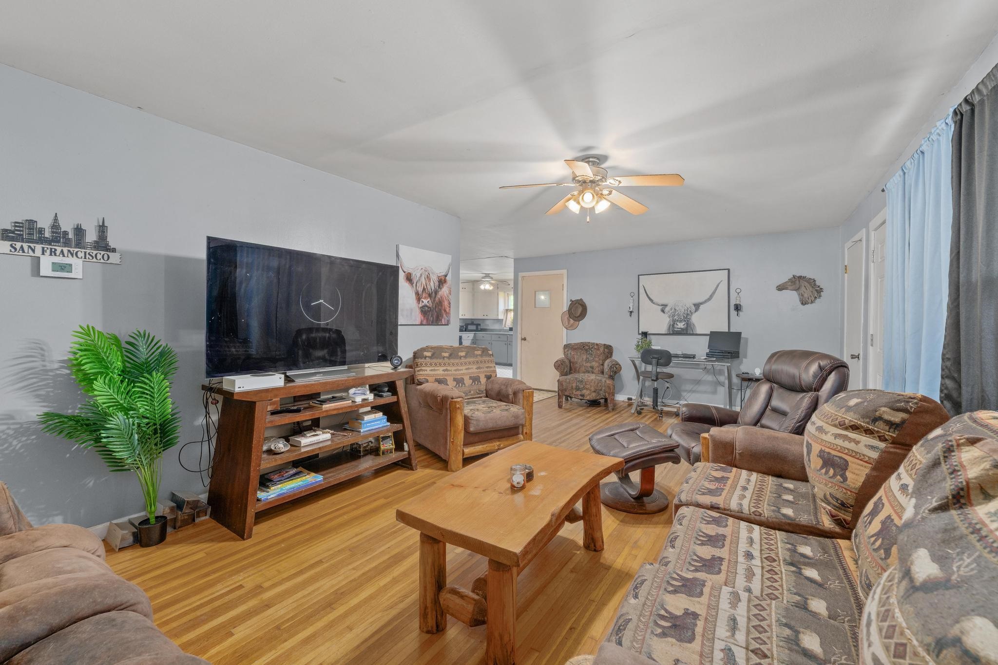 1215 N Logan St, Newton, Kansas image 20