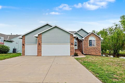 Homes For Sale - 630 S Stoneridge St<br/> Valley Center, KS 67147